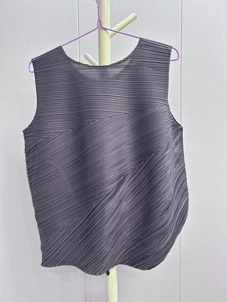 Issey Miyake Issey Miyake size:3 High-end grey spring top vest Size XS / US 0-2 / IT 36-38 - 2 Thumbnail