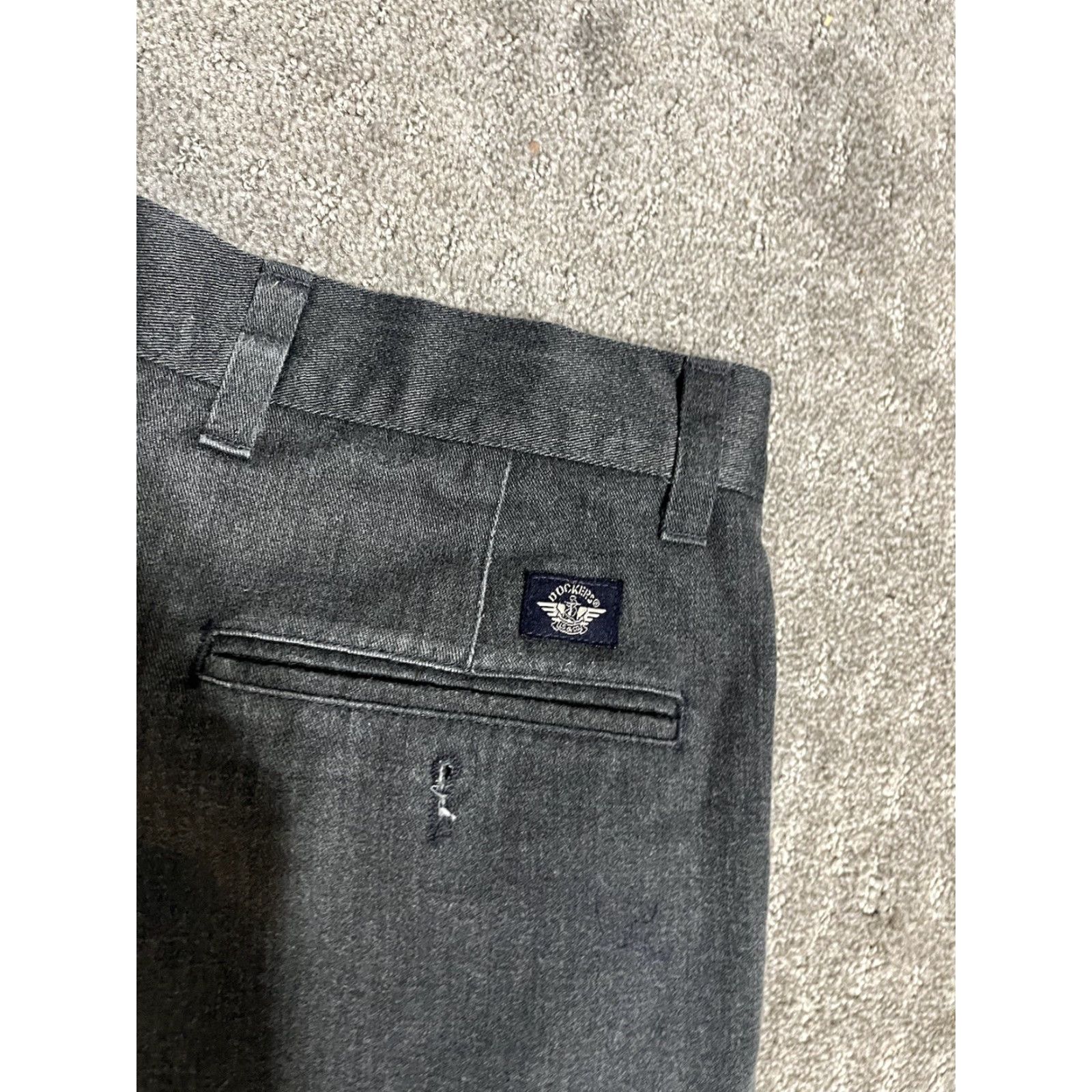 Dockers DOCKERS DOCKERS Classic Fit Pleated Dress Pants 42x32 Gray Vintage Distressed Size US 42 / EU 58 - 5 Thumbnail