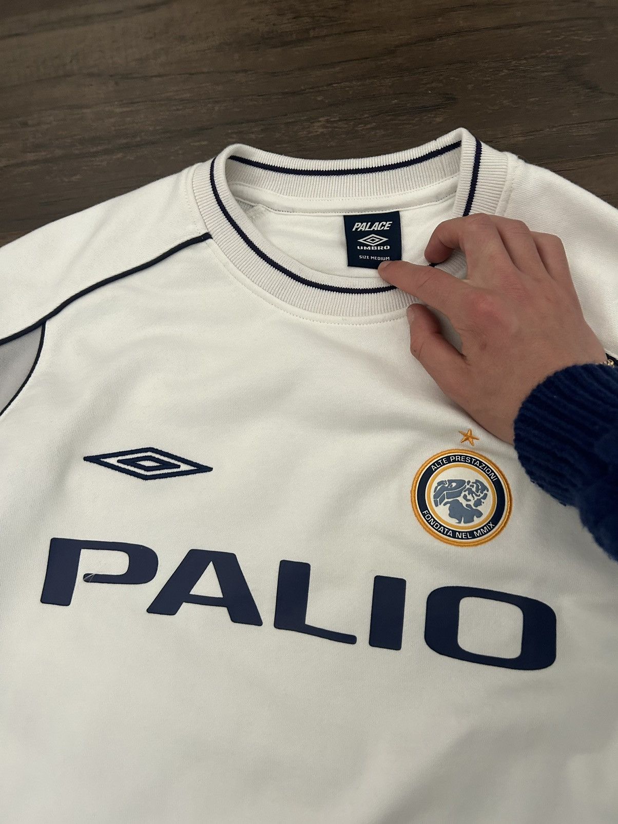 PALACE UMBRO WARM UP CREW Lサイズ PALACE UMBRO WARM UP CREW Lサイズ - メルカリ