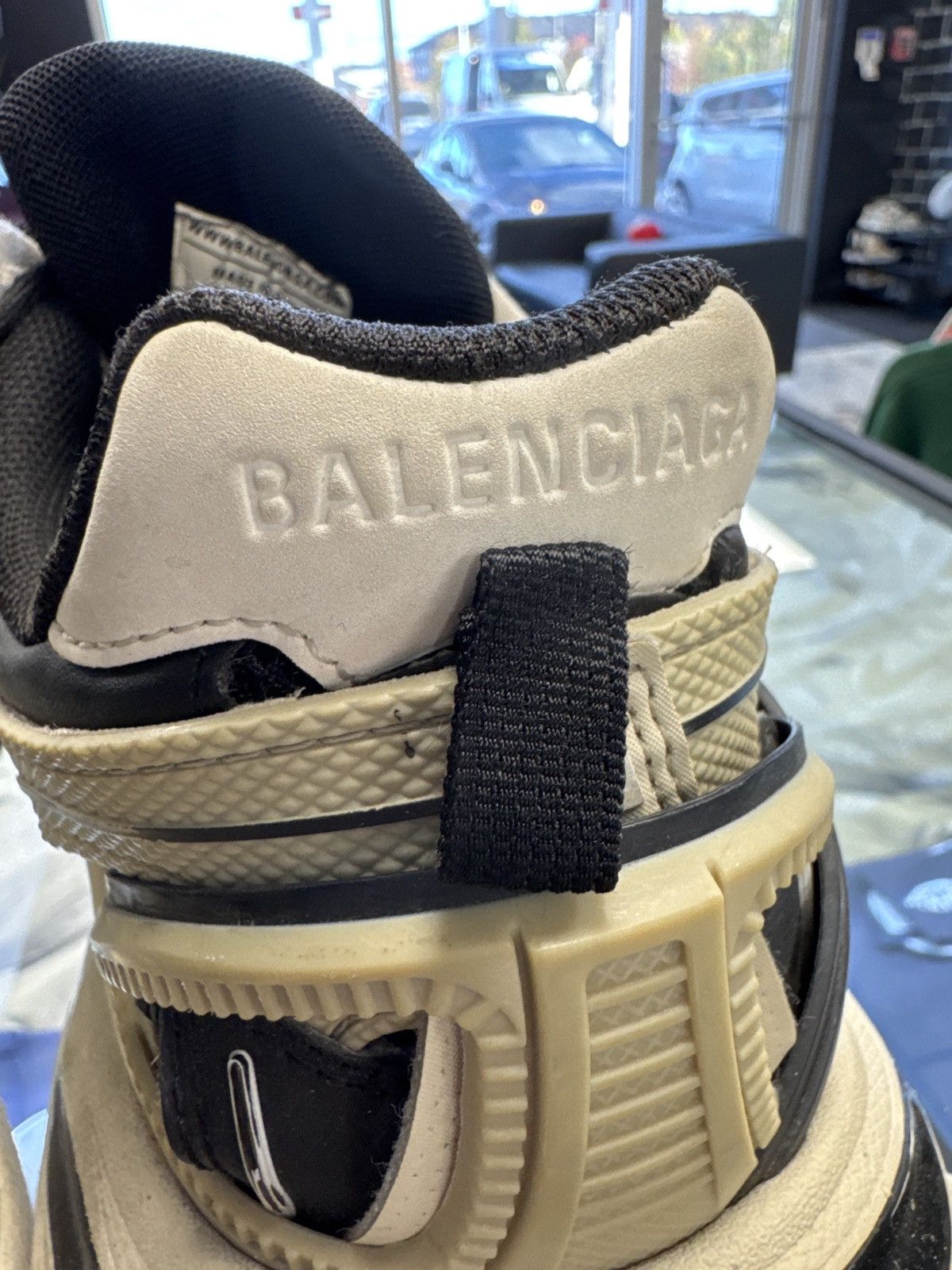 Balenciaga BALENCIAGA TRACK2 BEIGE BLACK Size US 9 / EU 42 - 7 Thumbnail