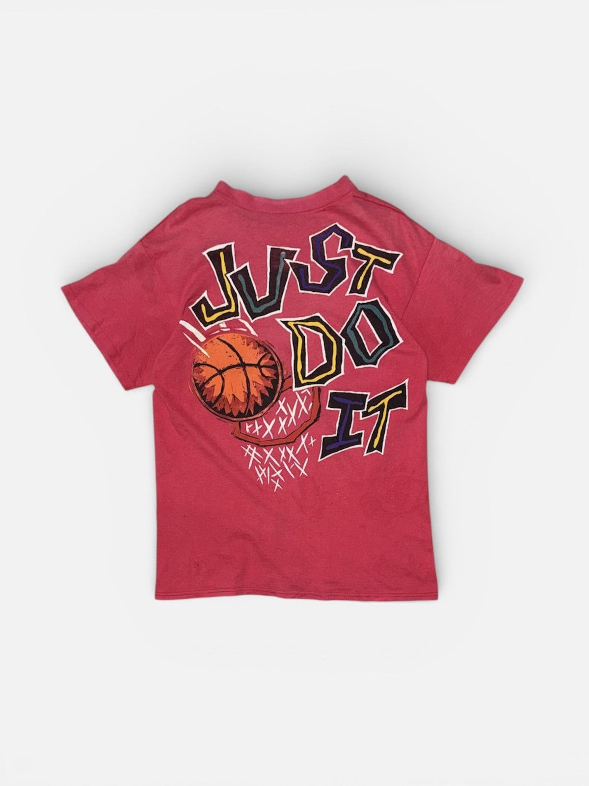 Nike Vintage Rare 90s Nike Basketball T-Shirt Distressed Fit Size US M / EU 48-50 / 2 - 2 Thumbnail