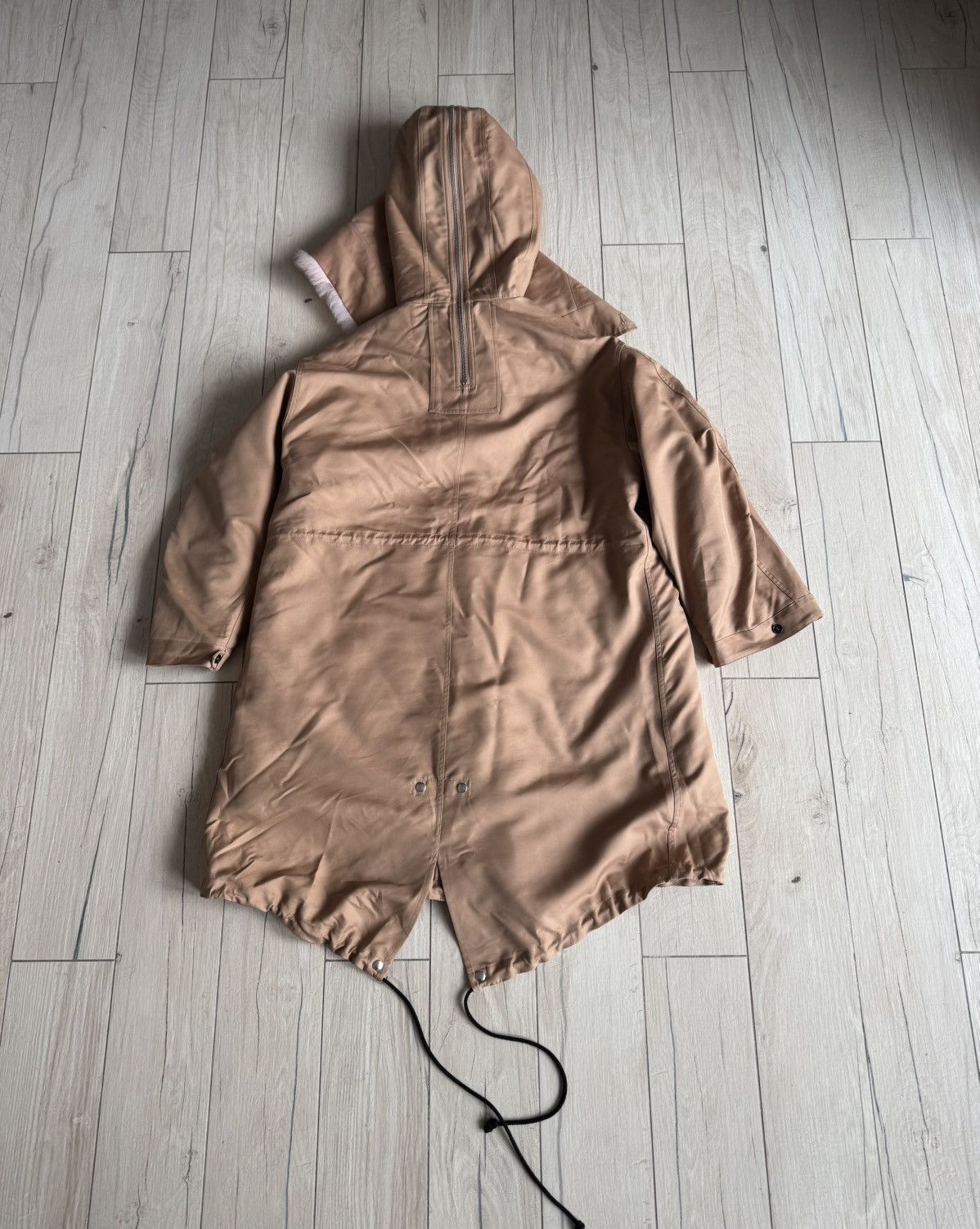 Calvin Klein 205W39NYC FW17 Calvin Klein 205W39NYC Pink Fur Orange Fishtail Parka Size US L / EU 52-54 / 3 - 6 Thumbnail