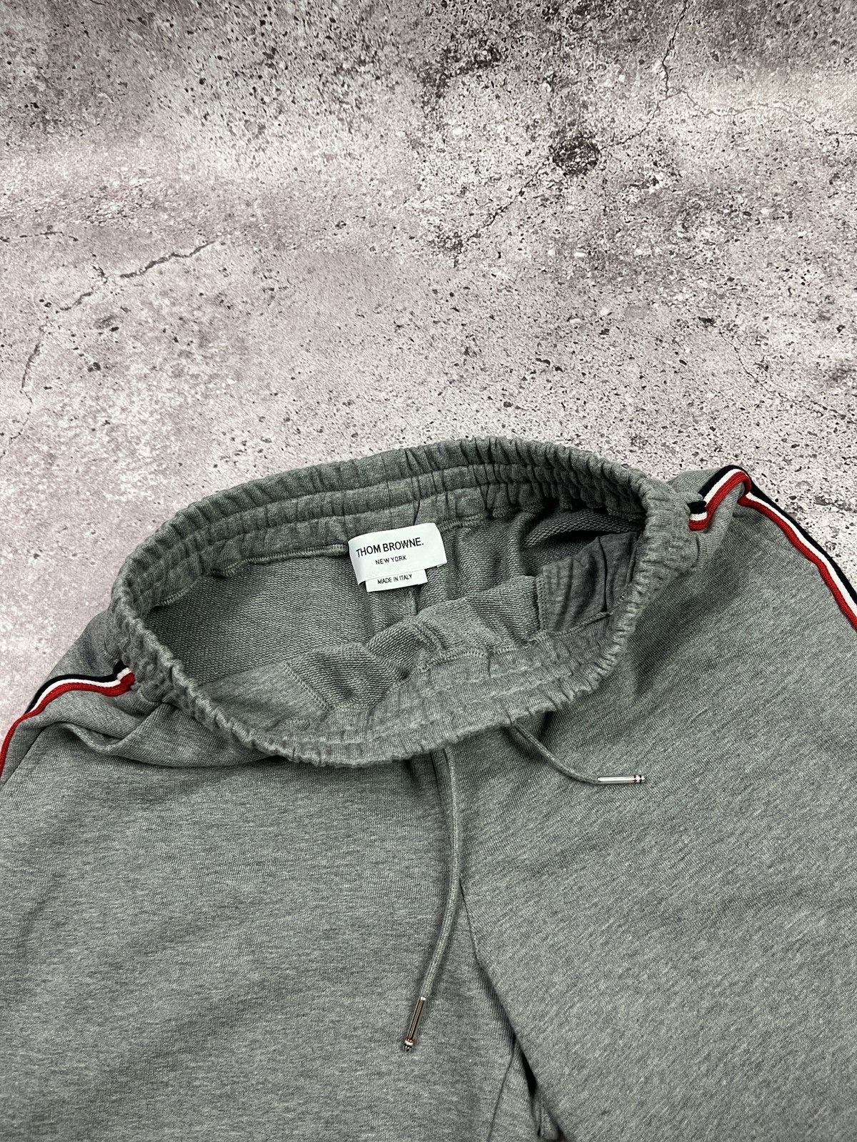Thom Browne Thom Browne Grey Sweat 🇮🇹 Tricolor Stripe Lounge Size US 30 / EU 46 - 6 Thumbnail