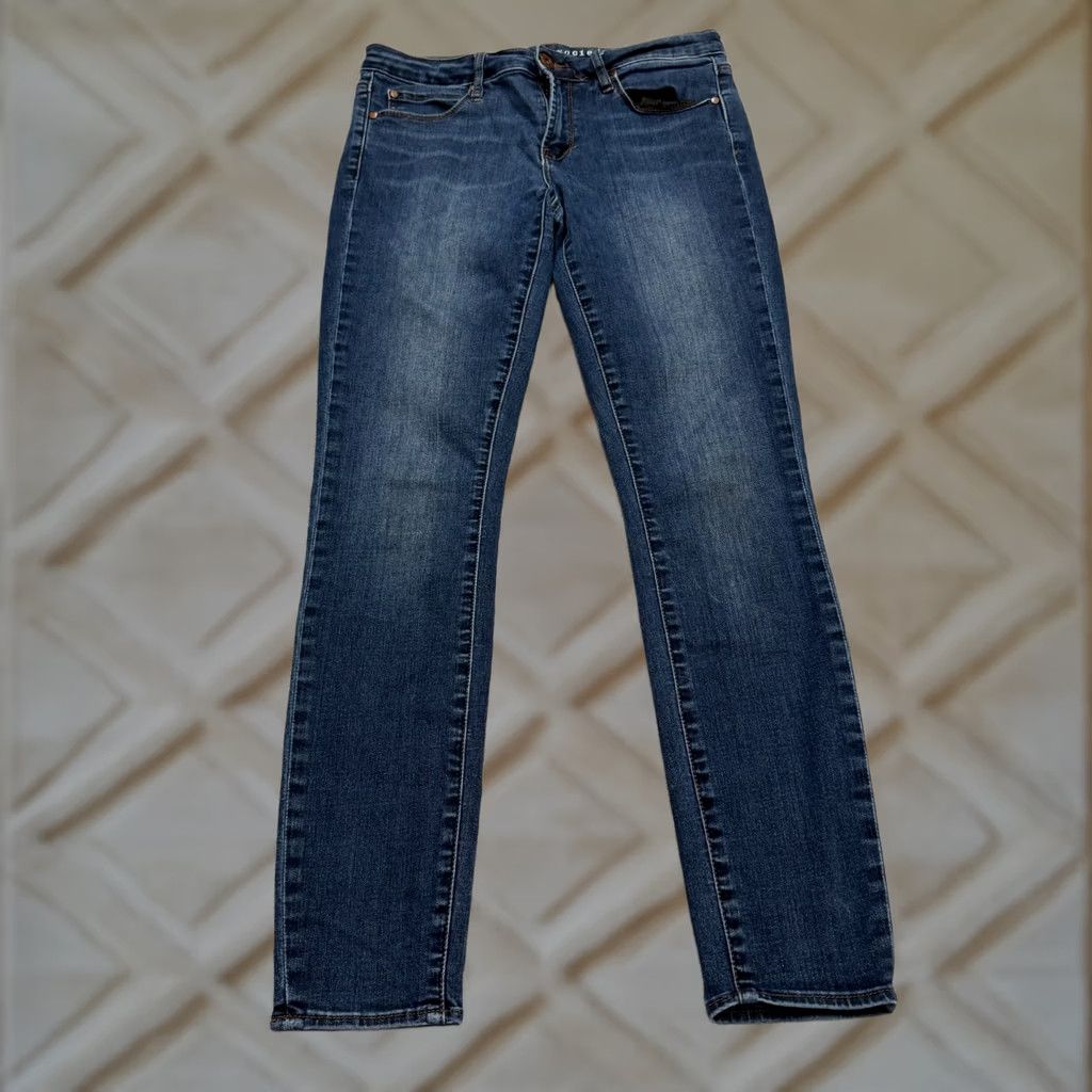 Vintage Articles Of Society Mya Mid Rise Skinny Denim Jeans Womens 28 Blue West End Cut City Streetwear 28 in Blue Womens Jeans Skinny Size 28" / US 6 / IT 42 - 1 Thumbnail
