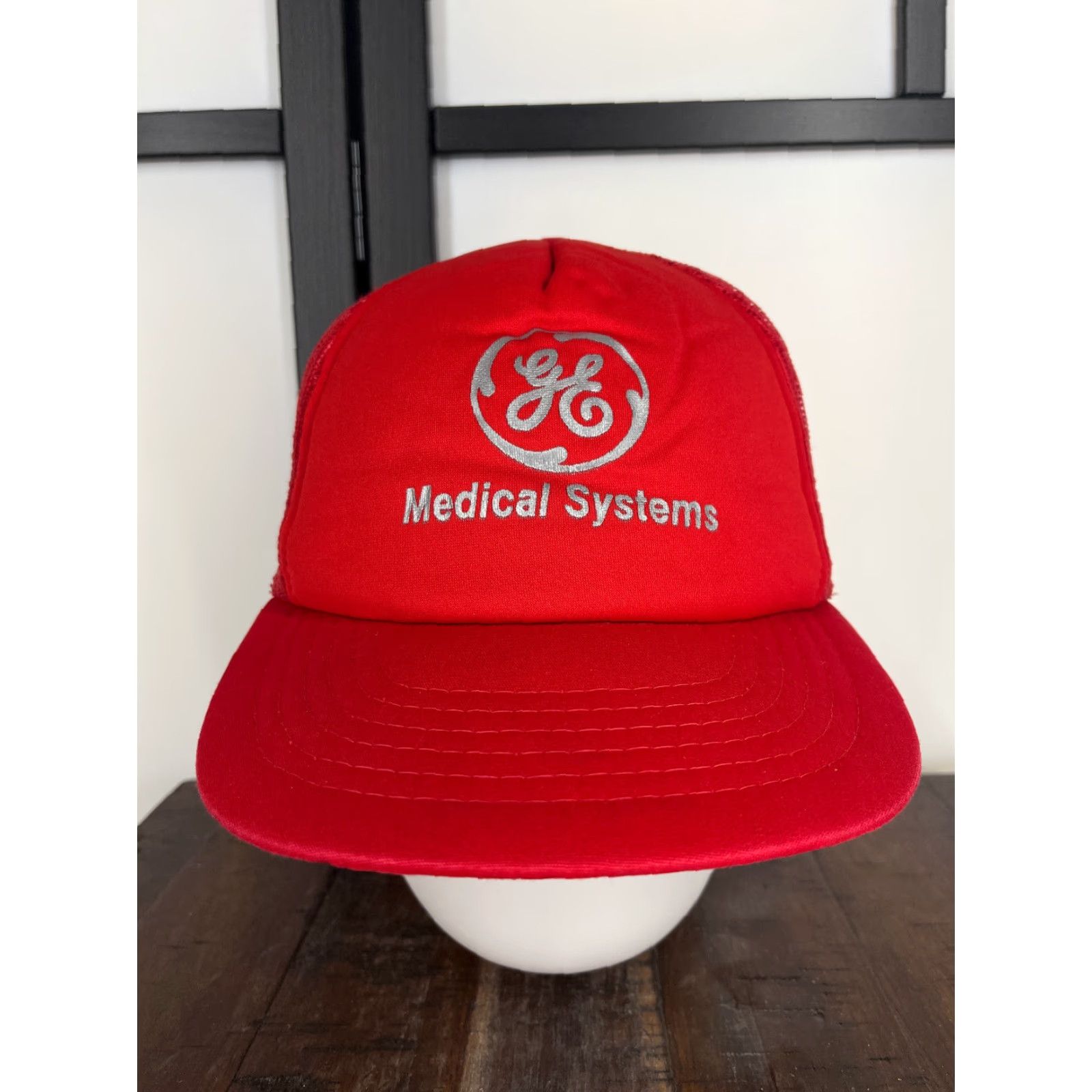 Vintage VINTAGE Hat Cap Snap Back Adult One Size Red Trucker Nike Shirt Size ONE SIZE - 2 Thumbnail