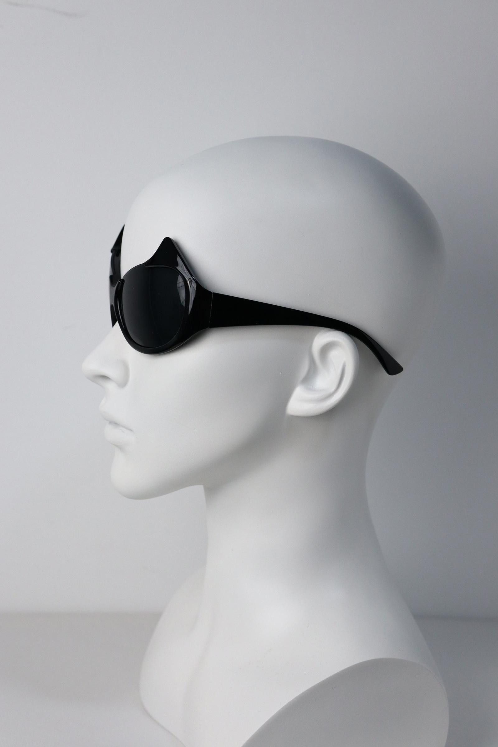 Other Y2k Avant Garde Futuristic Little Devil Black Sunglasses OS Size ONE SIZE - 4 Thumbnail