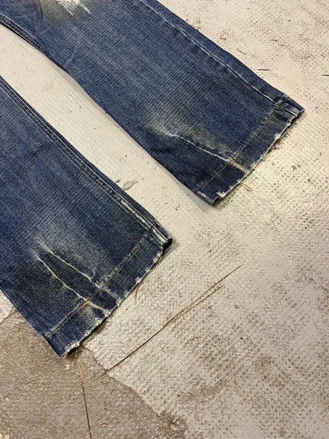 Dolce & Gabbana 2000s Dolce & Gabbana Distressed Blue Denim Jeans Size US 32 / EU 48 - 7 Thumbnail