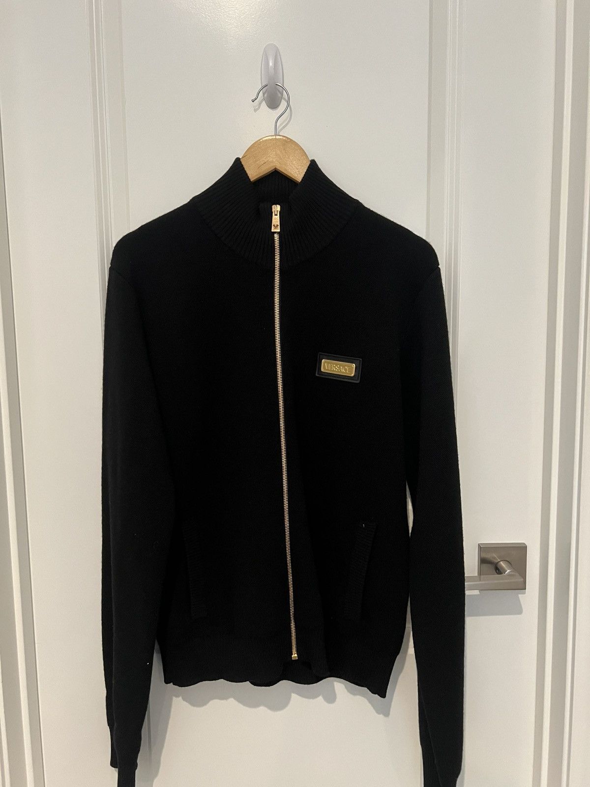 Versace Versace Knit Sweater Gold Plated Logo Size US M / EU 48-50 / 2 - 1 Thumbnail