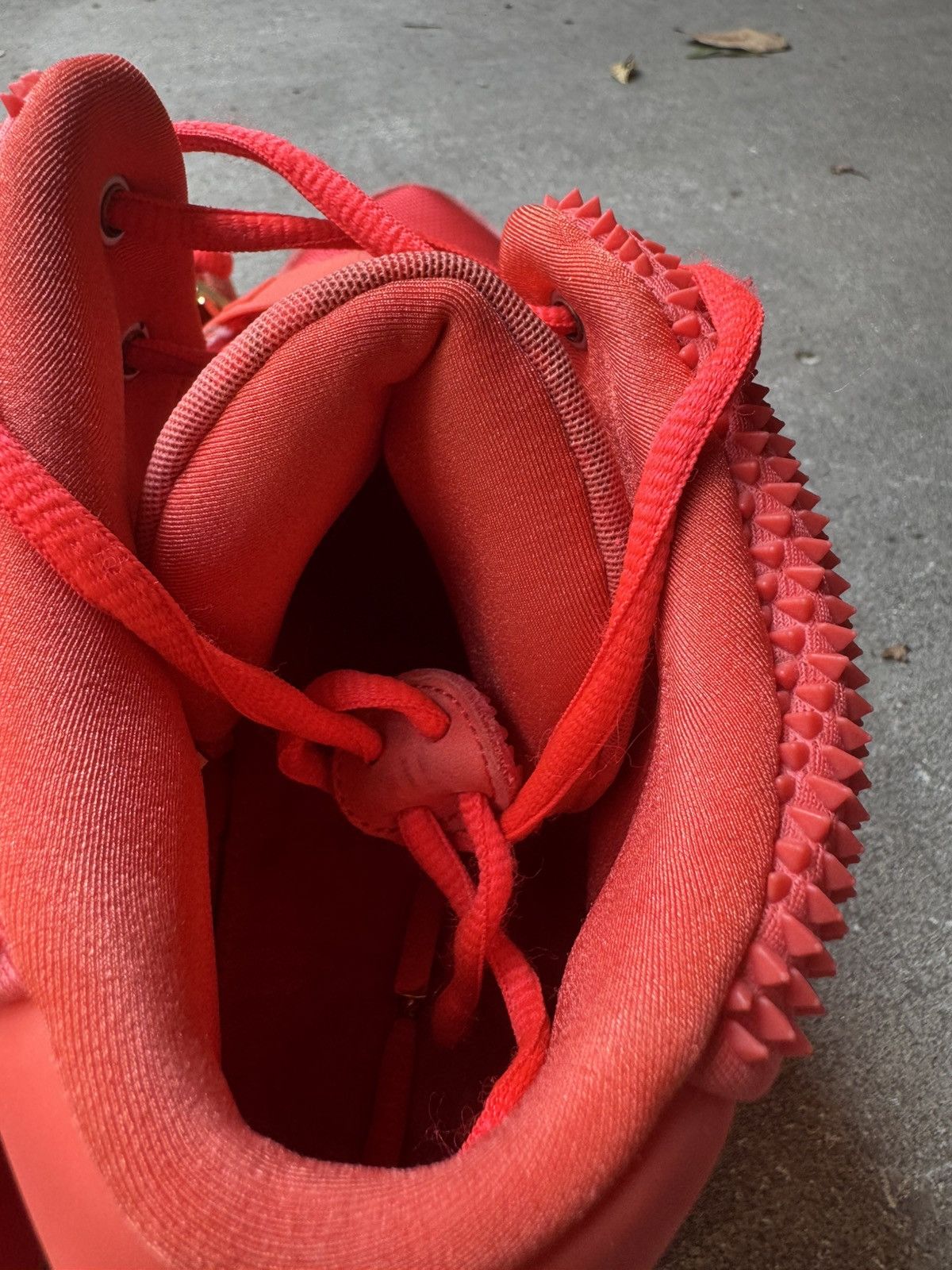 Kanye West NIKE AIR YEEZY 2 RED OCTOBER SIZE 14 Size US 14 / EU 47 - 18 Thumbnail
