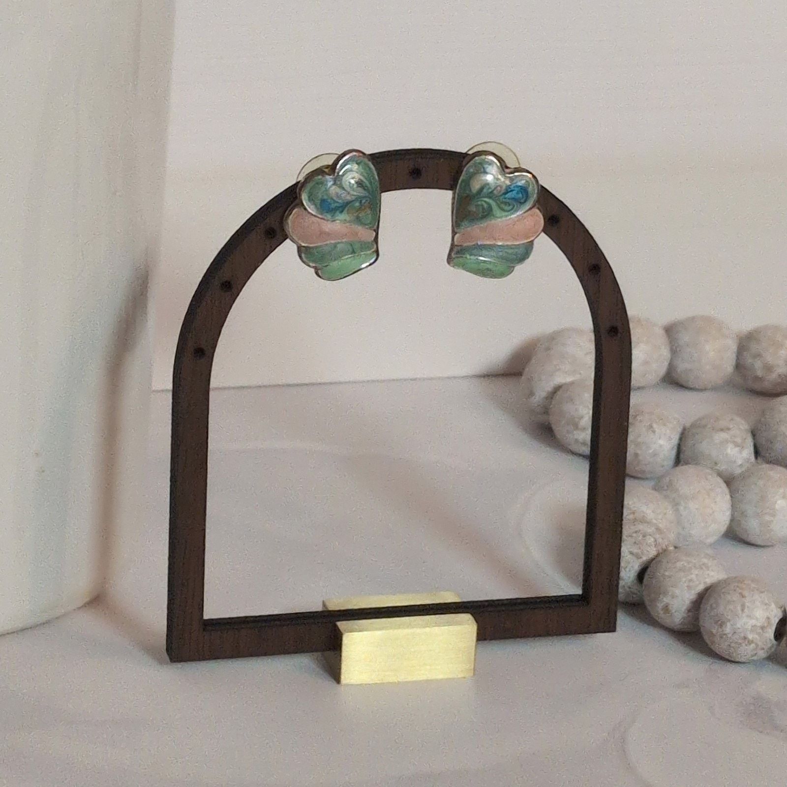 Other VTG 1980s Mint Green & Tan Cloisonne Heart-Shaped Earrings Size ONE SIZE - 1 Thumbnail