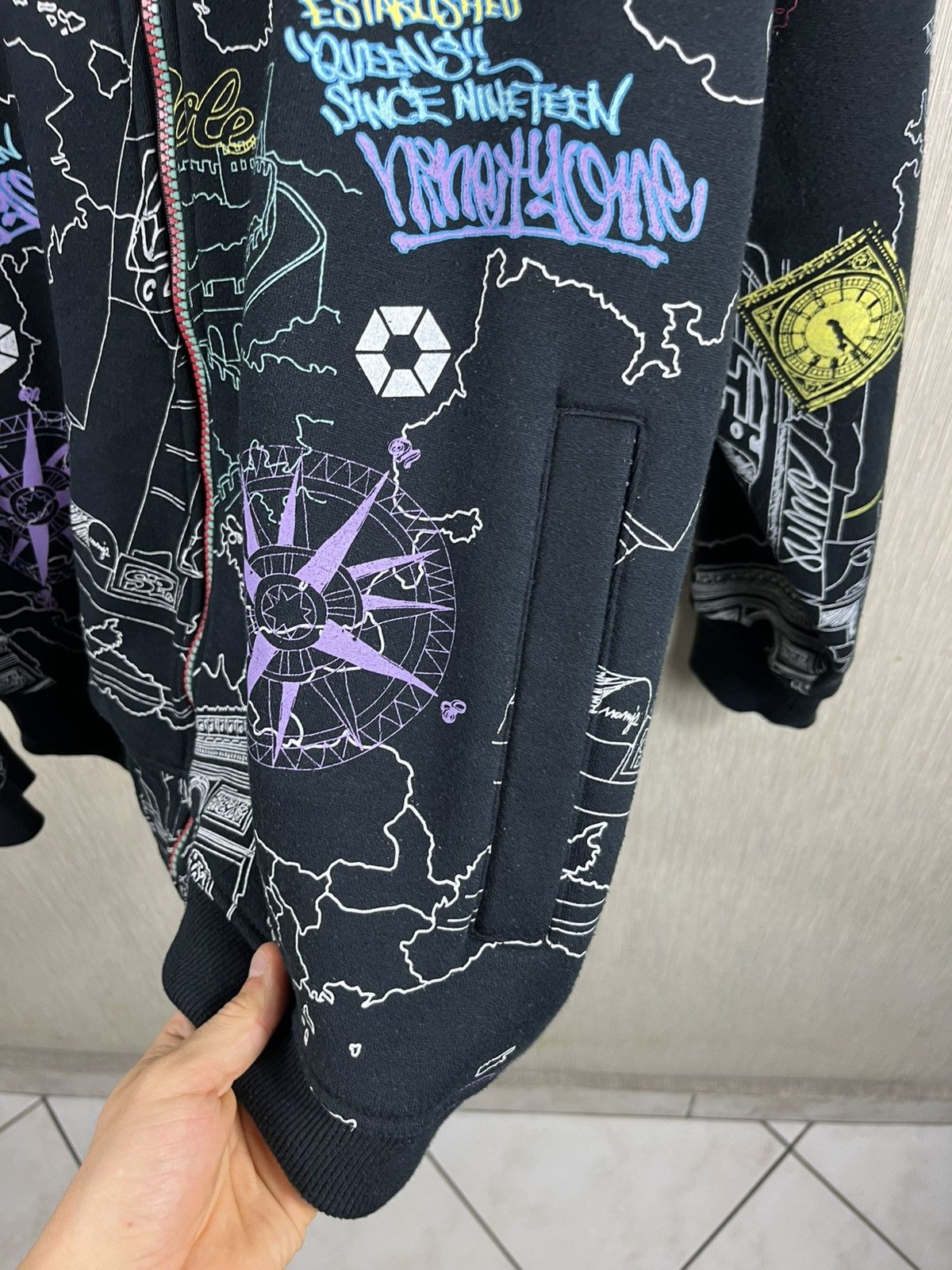 Southpole Vintage South Pole y2k all over print full zip hoodie baggy Size US XL / EU 56 / 4 - 13 Thumbnail