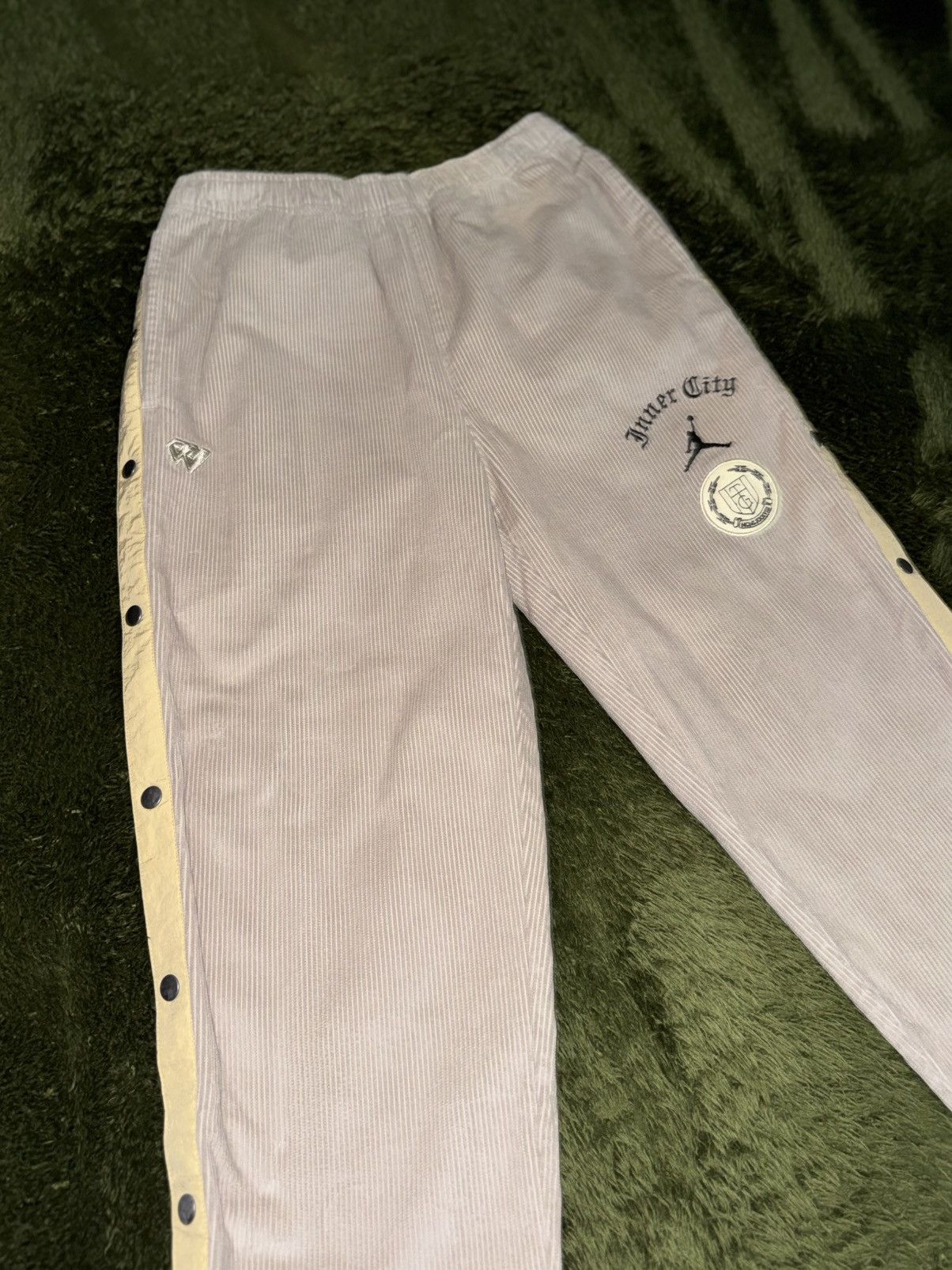 Jordan Brand [L] Jordan x Russell Westbrook Honor The Gift Corduroy Pants Size US 34 / EU 50 - 7 Thumbnail