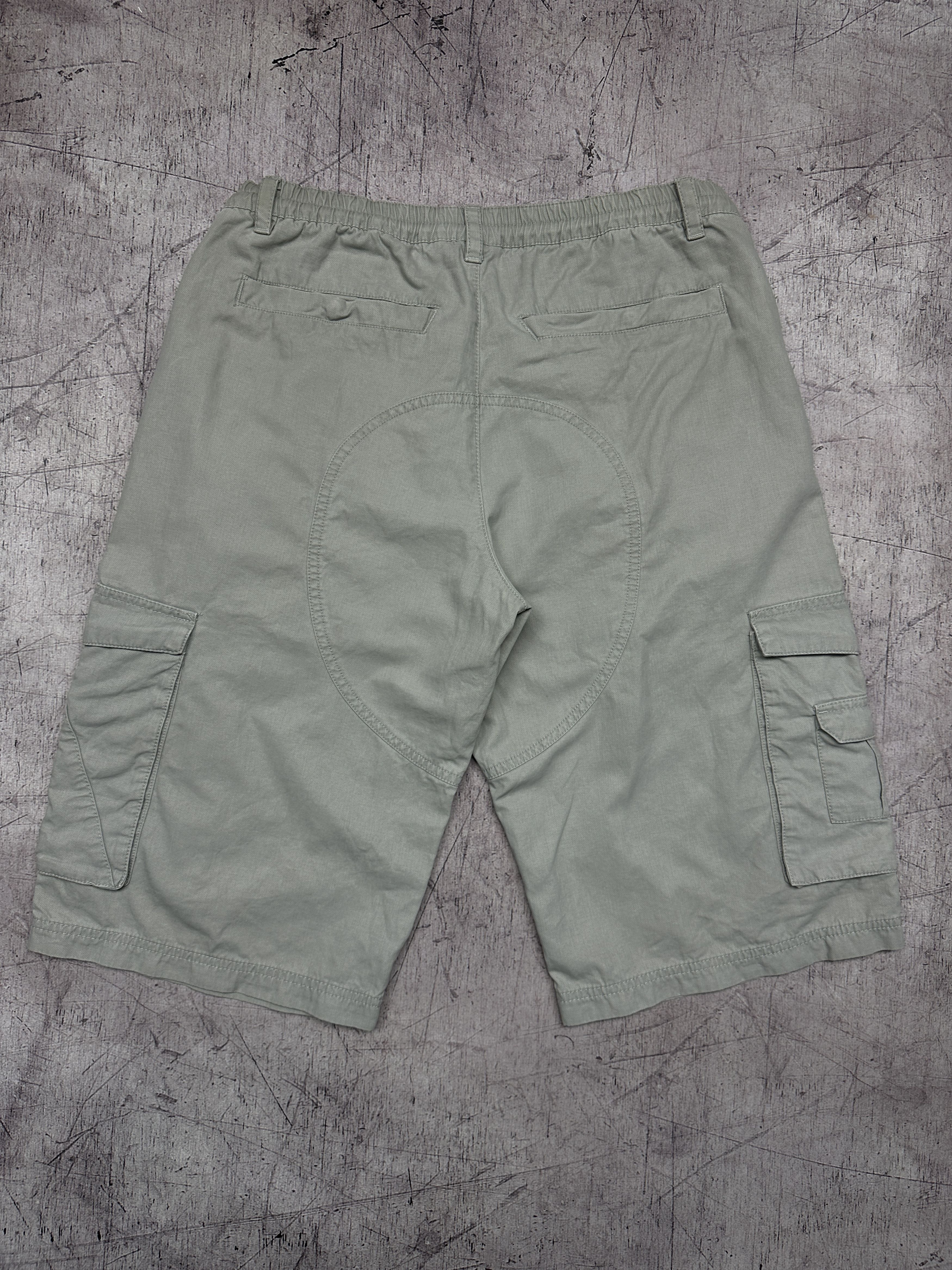 Adidas Adidas Vintage Mens Cargo Shorts Size US 30 / EU 46 - 7 Thumbnail