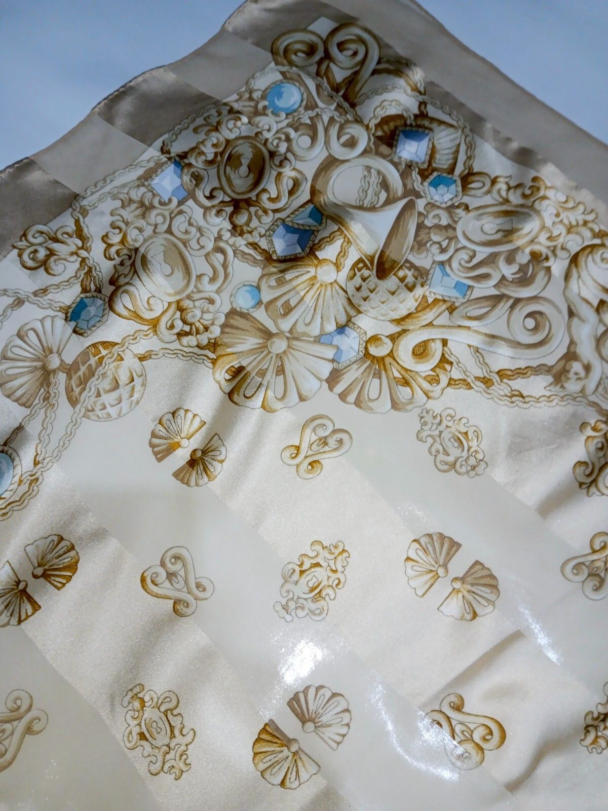 Rochas ROCHAS Paris Victorian Baroque Gold Yellow Chain Silk Scarf Size ONE SIZE - 8 Thumbnail
