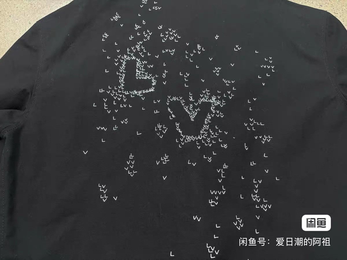 Louis Vuitton LV Louis Vuitton Spread Jacket ，size 48 Size US L / EU 52-54 / 3 - 6 Thumbnail