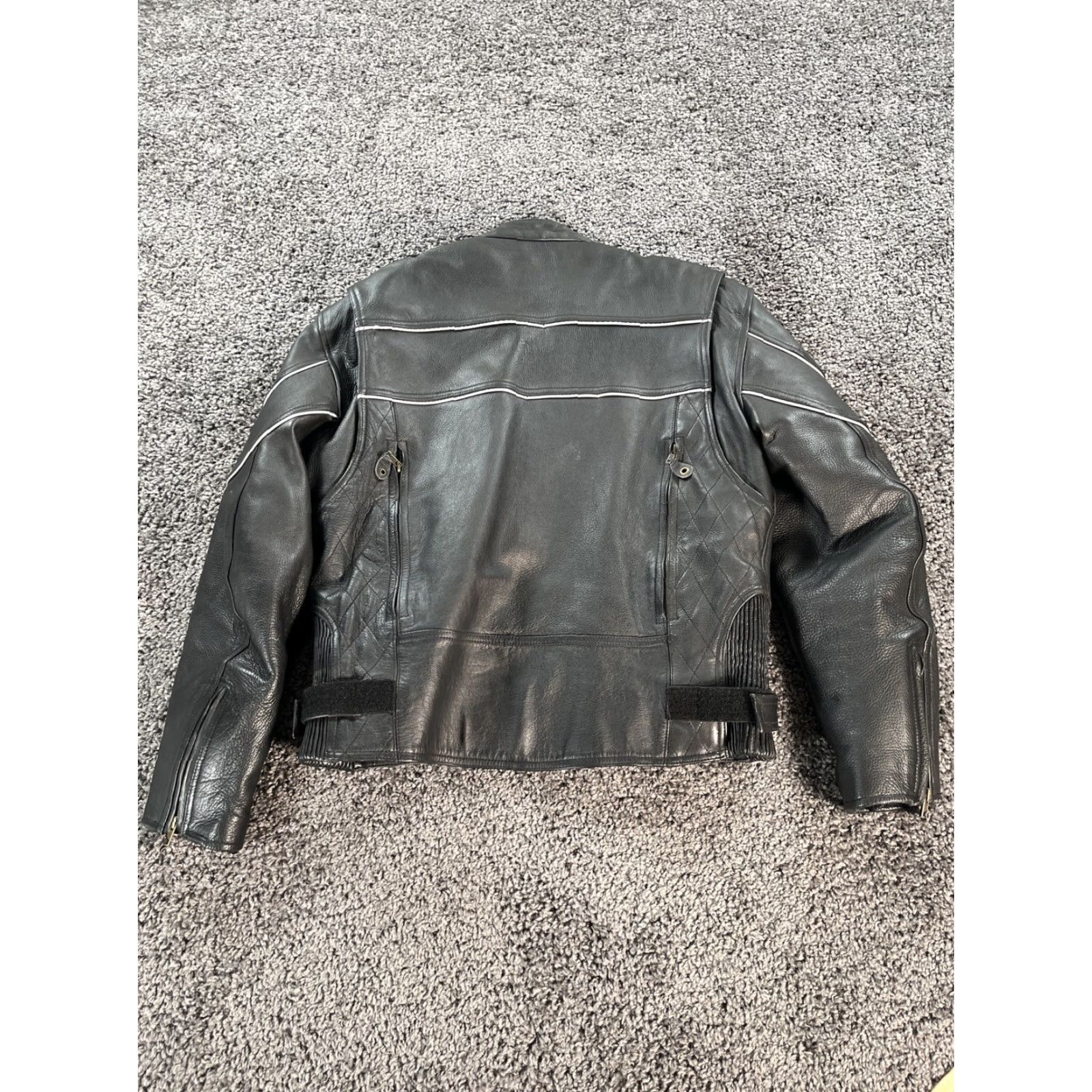 Vintage VINTAGE Mas Leather Motorcycle Jacket Men’s 44 Black Jacket Mens 90s Biker Grunge Punk Leather Belted Collared Full Zip Lined Pockets Regular Size 44 Size US S / EU 44-46 / 1 - 6 Thumbnail
