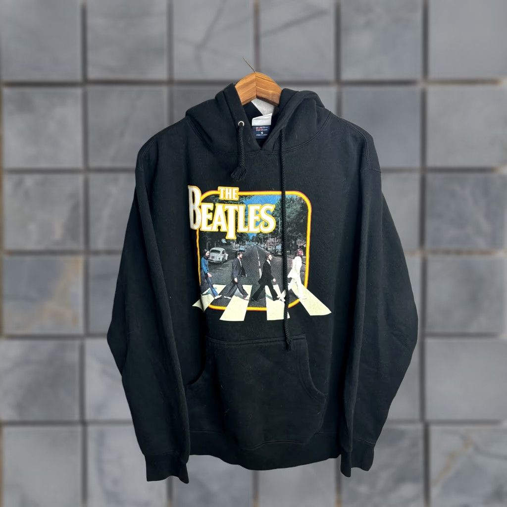 Vintage VINTAGE The Beatles Abbey Road Hoodie Sweatshirt Mens S Black Pullover 2820 Size US S / EU 44-46 / 1 - 1 Thumbnail
