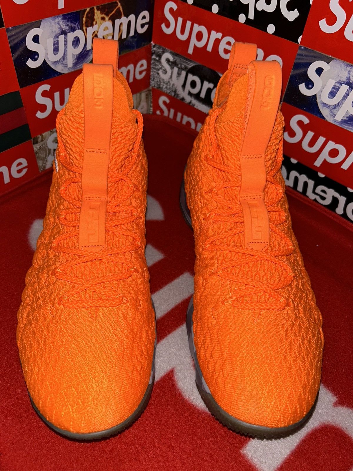 Nike Nike LeBron 15 Orange Box PE AR5125-800 10 SPECIAL EDITION Size US 10 / EU 43 - 3 Thumbnail