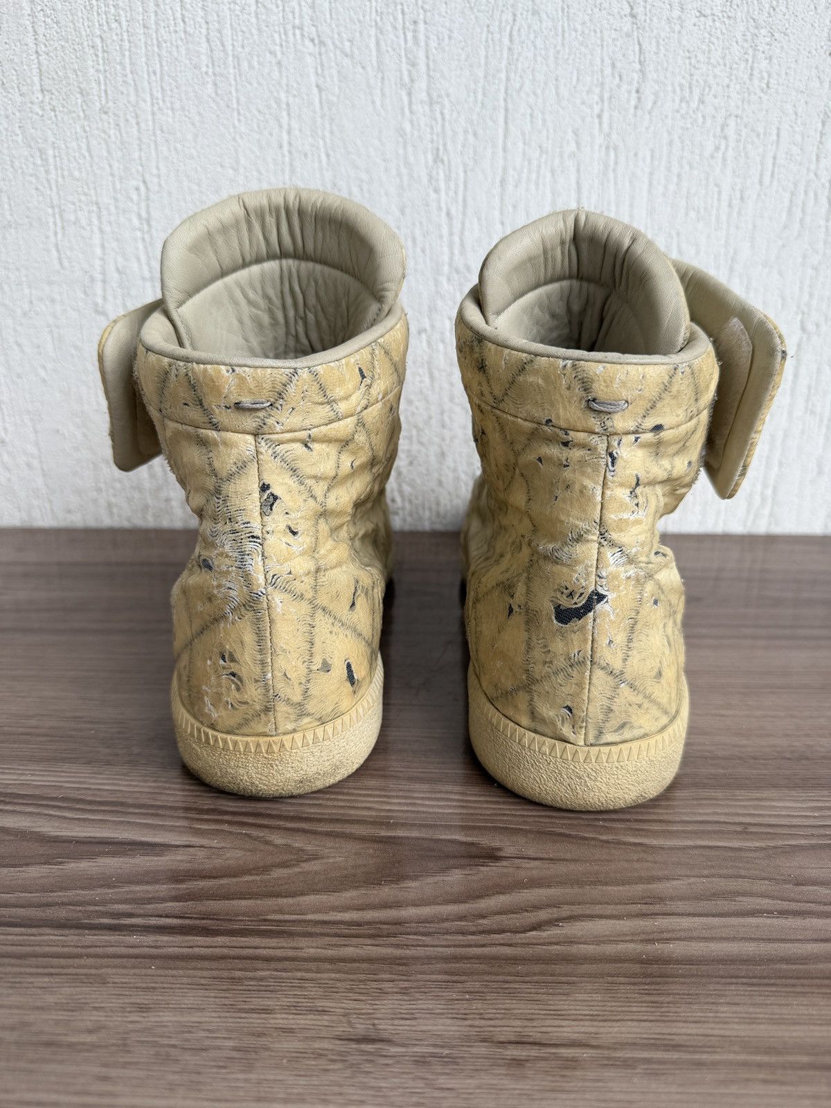 Maison Margiela 😮‍💨🔥Rare future trainers Size US 9 / EU 42 - 20 Thumbnail