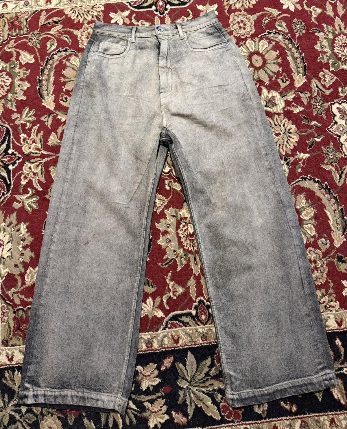 Rick Owen’s DRKSHDW Luxor Geth Jeans Mineral Pearl