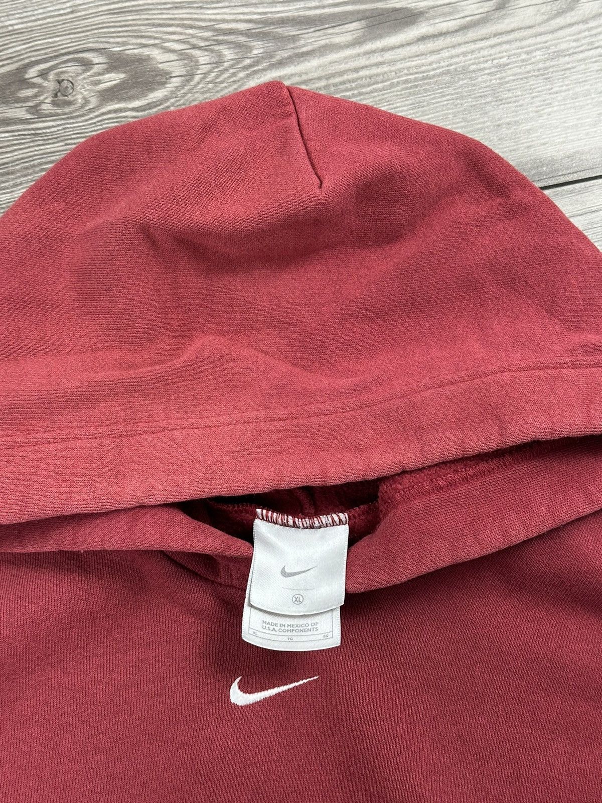 Nike Vintage Y2K Nike Mini Center Swoosh Essential Hoodie Size US XL / EU 56 / 4 - 4 Thumbnail