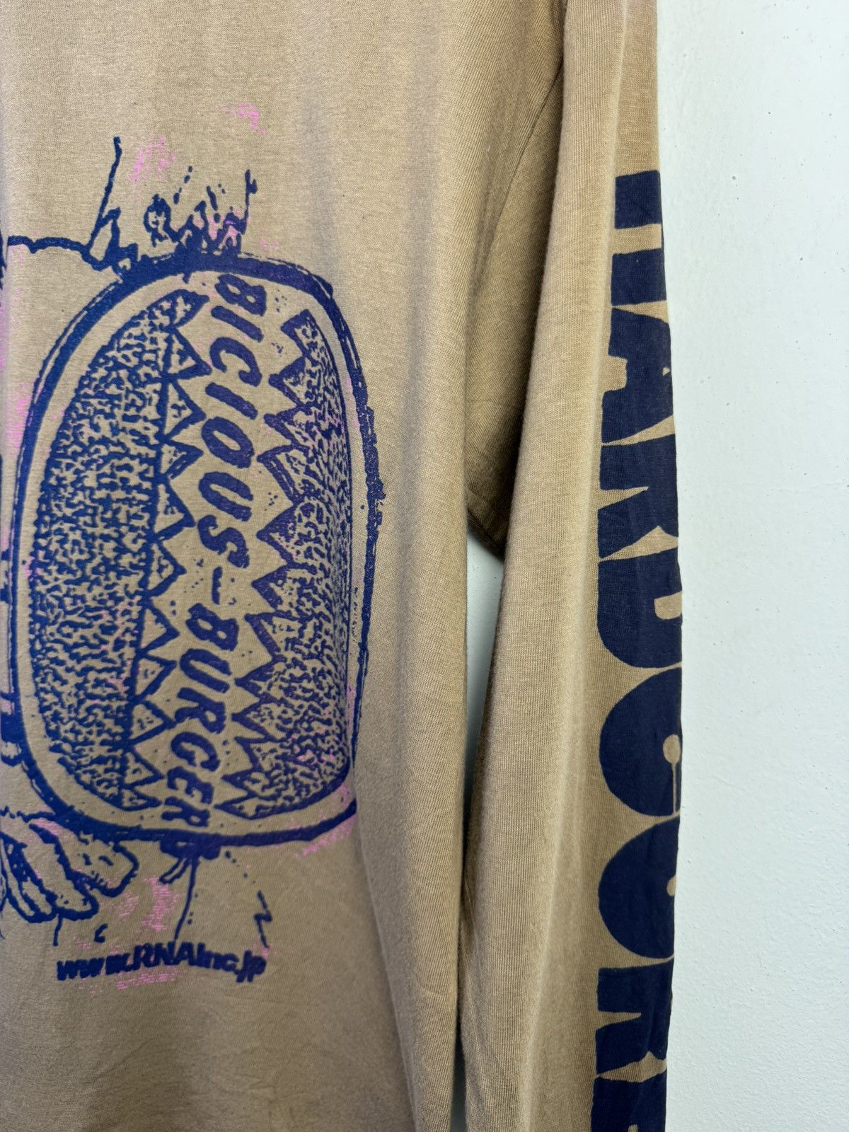 Japanese Brand RNA Pre DNA Bicious-Burger Rabbit long-sleeve T-shirt Size US M / EU 48-50 / 2 - 4 Thumbnail