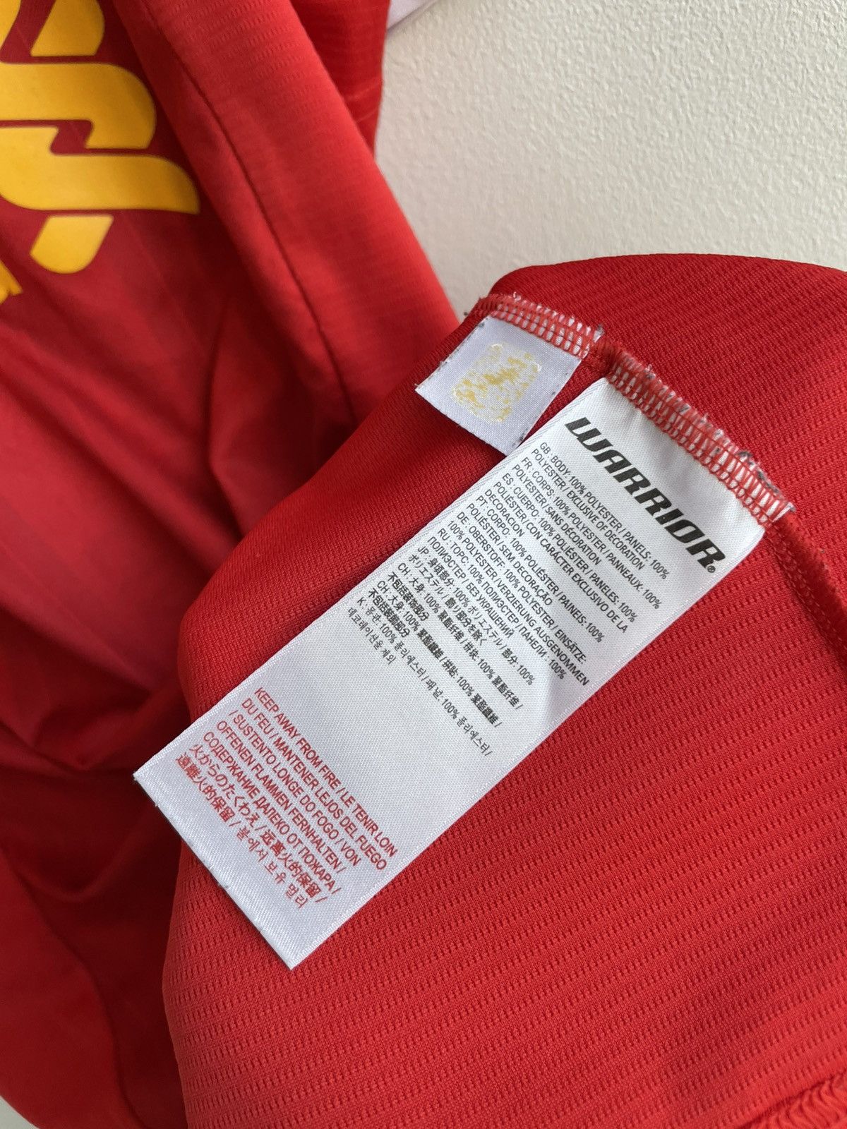 Vintage Liverpool 2013 2014 Home Football Shirt Soccer Jersey Warior Size US M / EU 48-50 / 2 - 15 Thumbnail