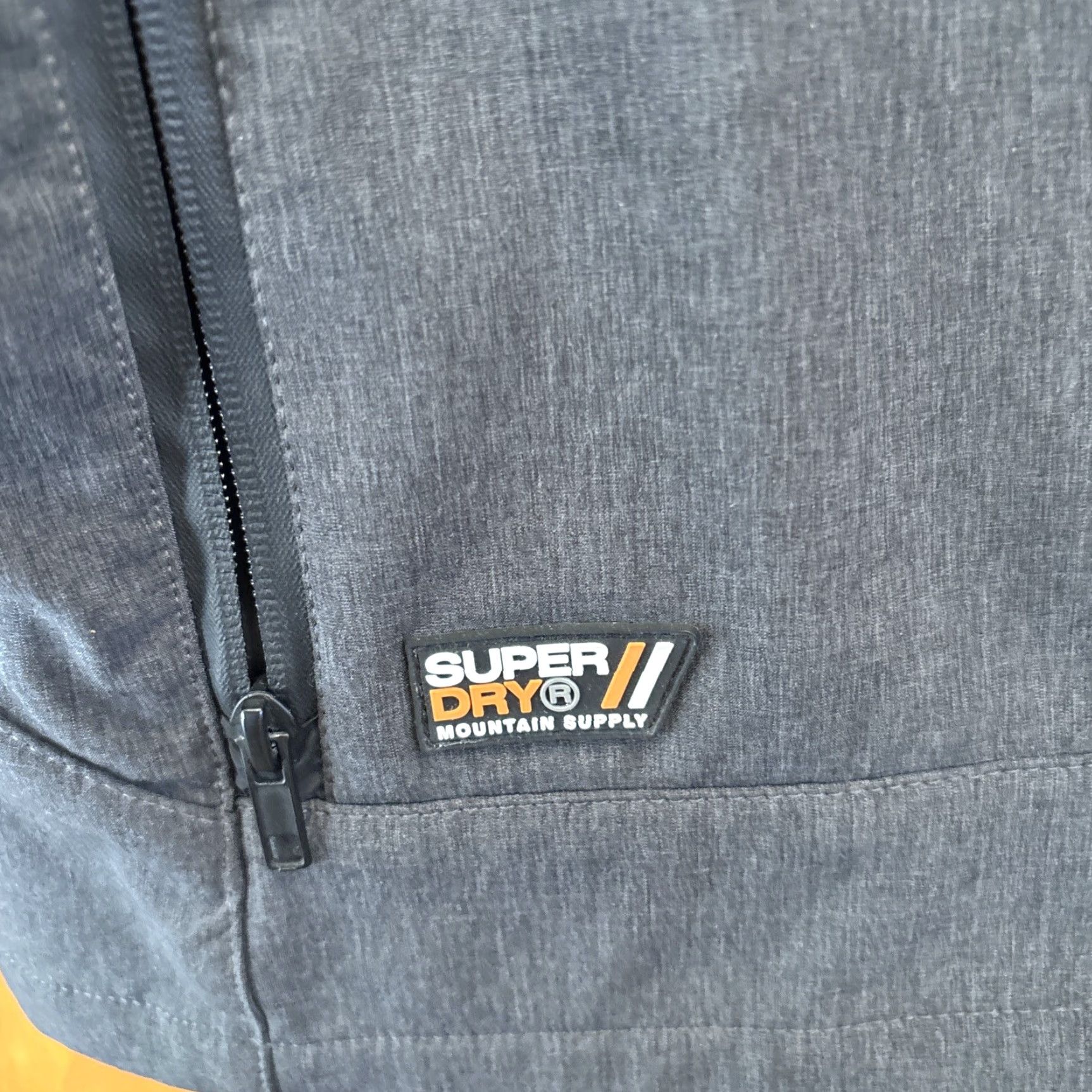 Superdry Superdry Men Jacket 2XL Charcoal Gray Grit Camo Mountain Softshell Hybrid Hooded Size US XXL / EU 58 / 5 - 3 Thumbnail