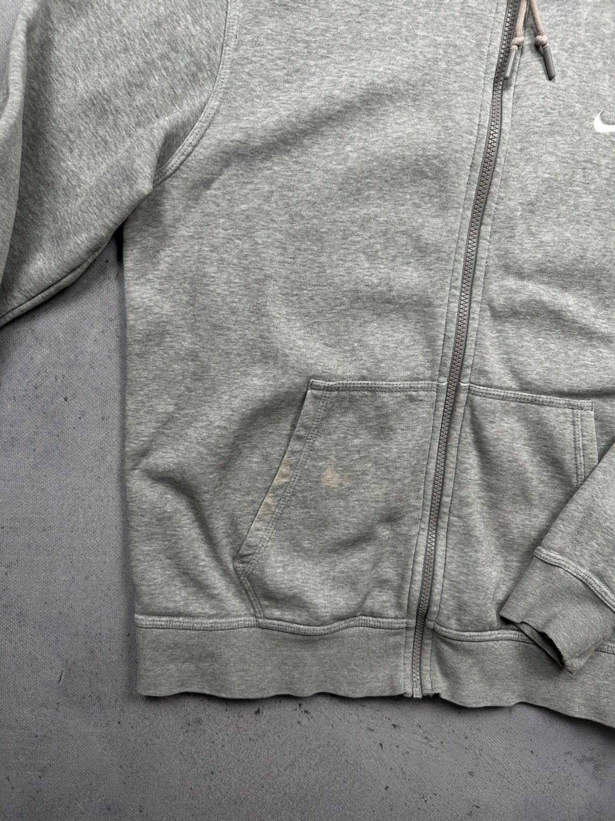 Nike Vintage Zip-Up Hoodie Nike Center Logo Swoosh y2k 00s Hype Size US M / EU 48-50 / 2 - 4 Thumbnail