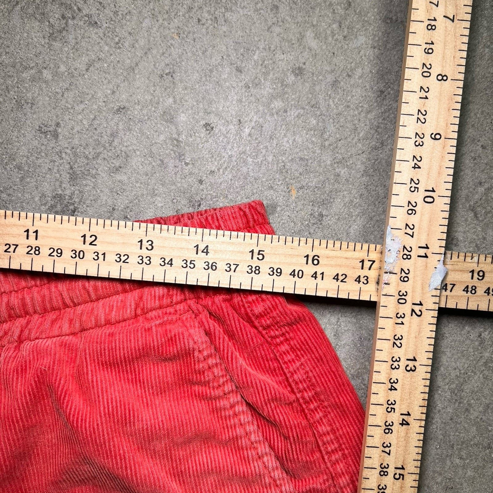 Todd Snyder Todd Snyder Corduroy Red Drawstring 6” Shorts Men M Size US 30 / EU 46 - 3 Thumbnail