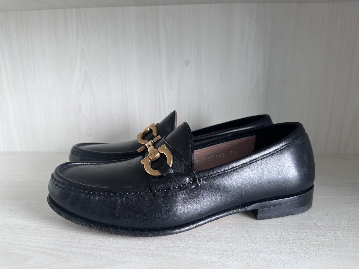 Salvatore Ferragamo Salvatore ferregamo gold shoes Size US 9 / EU 42 - 1 Thumbnail