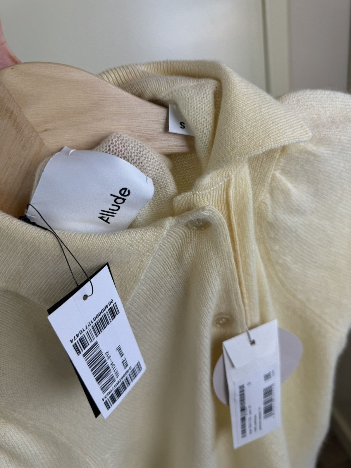 Allude Allude cashmere yellow polo sweater Brunello Cucinelli Size S / US 4 / IT 40 - 14 Thumbnail