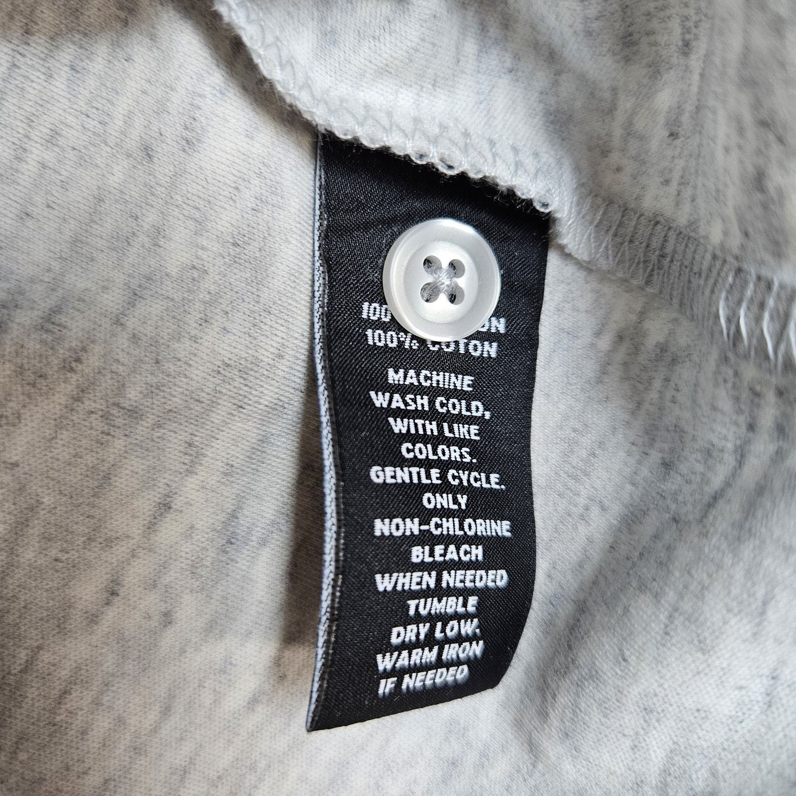 Saks Fifth Avenue Saks Fifth Avenue Jersey Button Front Shirt Size US XL / EU 56 / 4 - 6 Thumbnail