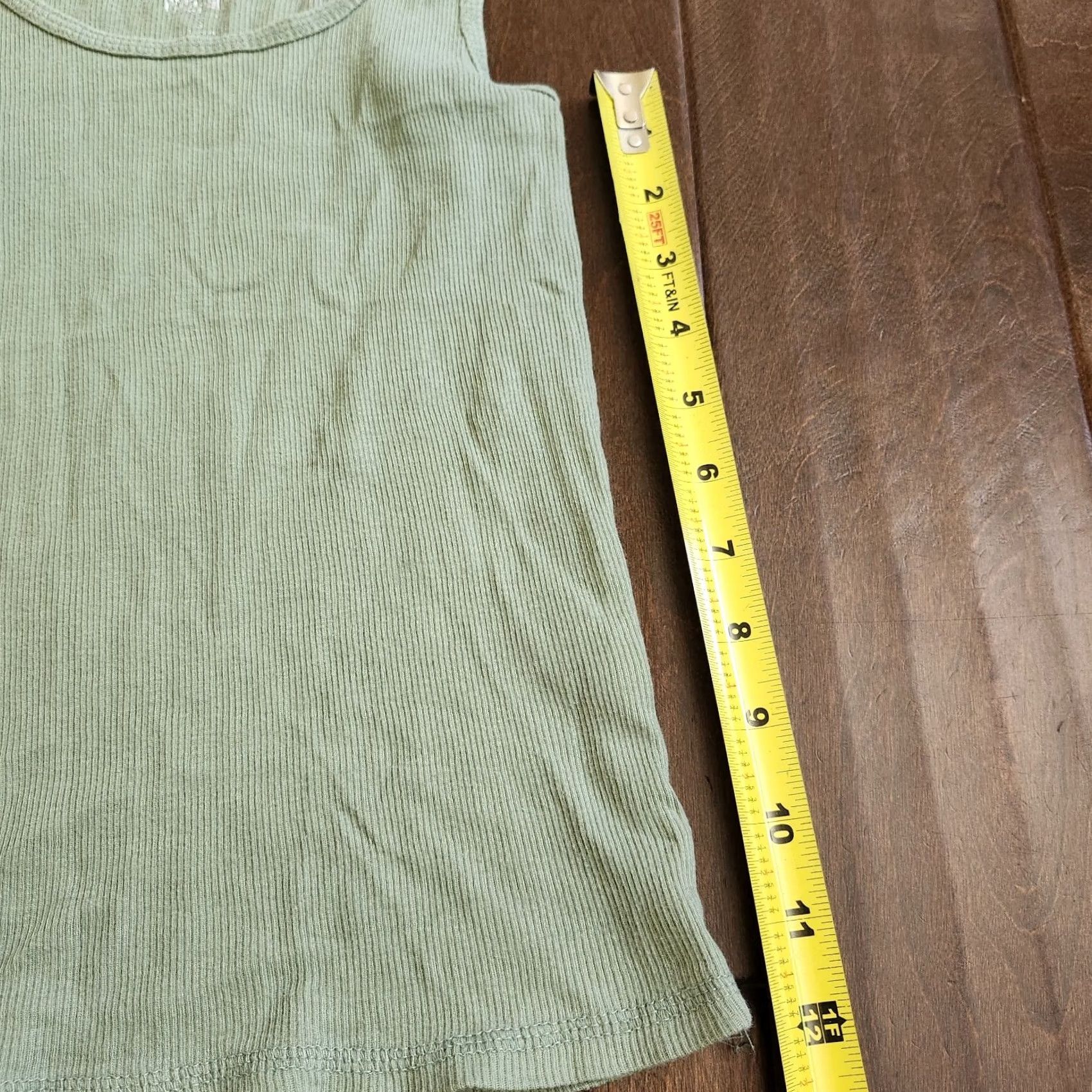 Mossimo Mossimo Tank Top Women's Junior Green Size S Sleeveless Pullover Casual Casual, Travel Cotton Green Mossimo Juniors Women Tank Top S Size S / US 4 / IT 40 - 5 Thumbnail