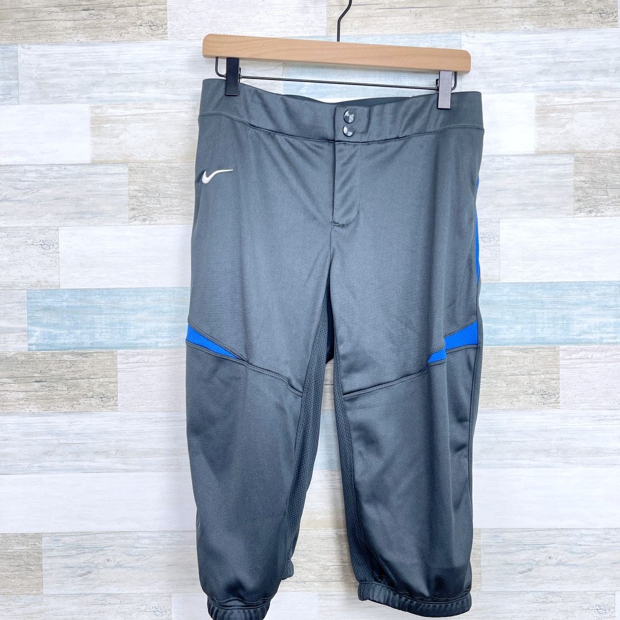 Nike NIKE Dri-Fit Cropped Softball Pants Gray Womens Medium Size 30" / US 8 / IT 44 - 1 Thumbnail