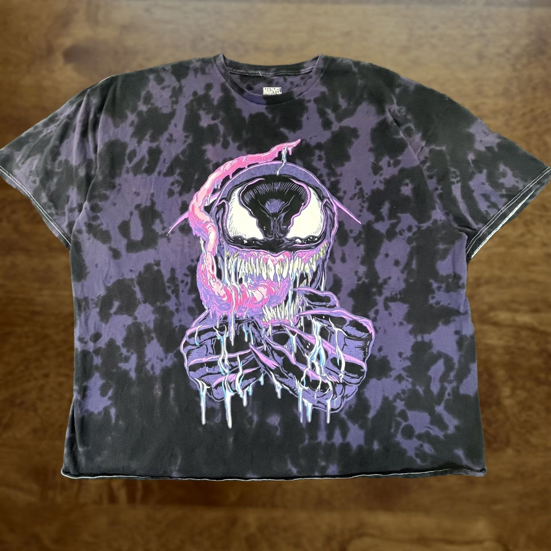 Vintage VINTAGE Marvel Venom Shirt Mens 2XL Black Purple Tie Dye Graphic Mad Engine Comic Tee Size US XXL / EU 58 / 5 - 1 Thumbnail