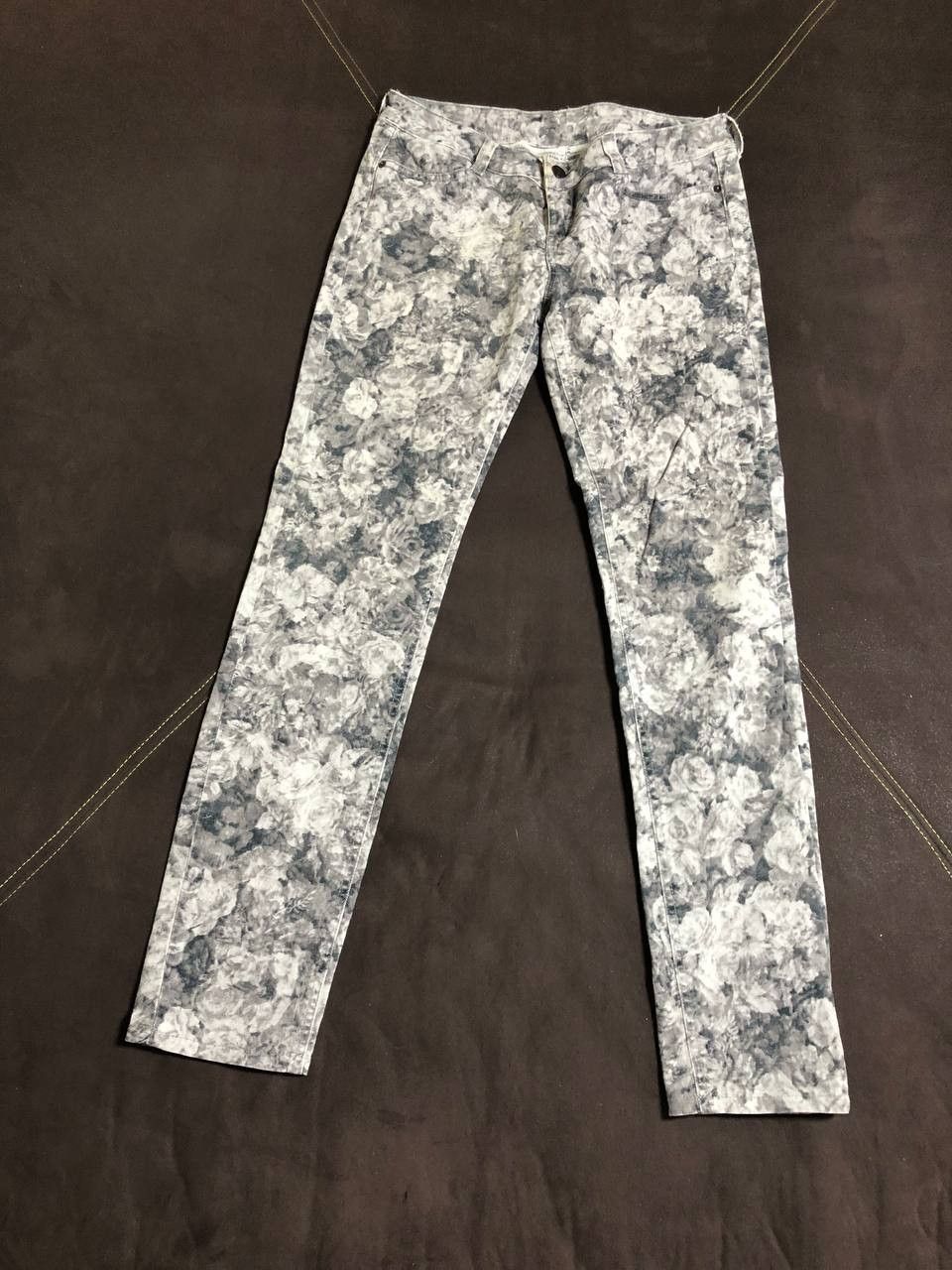 Escada Sport ESCADA Margaretha Ley Tapered Graphic Denim Hi Waist Pants Size 25" / US 0 / IT 36 - 1 Thumbnail