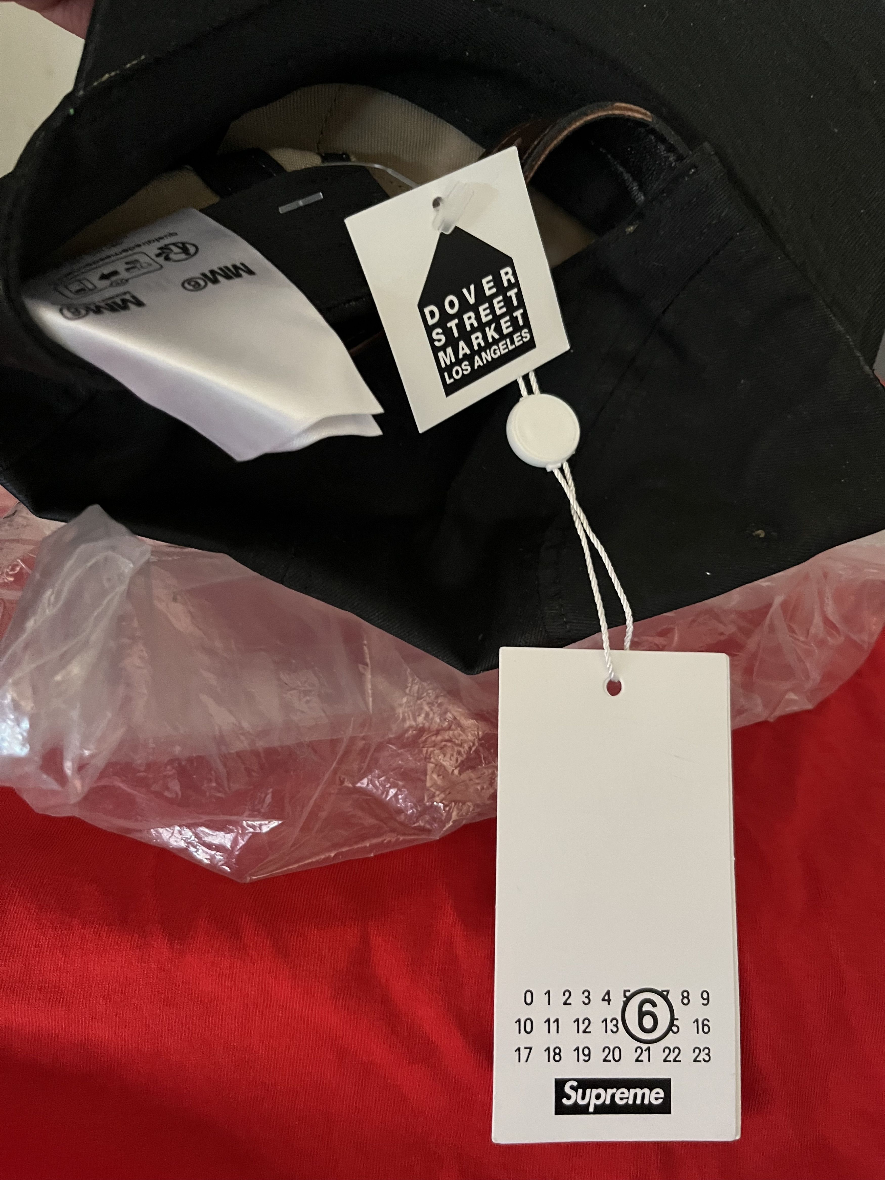 MM6 Mm6 supreme black painted hat Size ONE SIZE - 7 Thumbnail