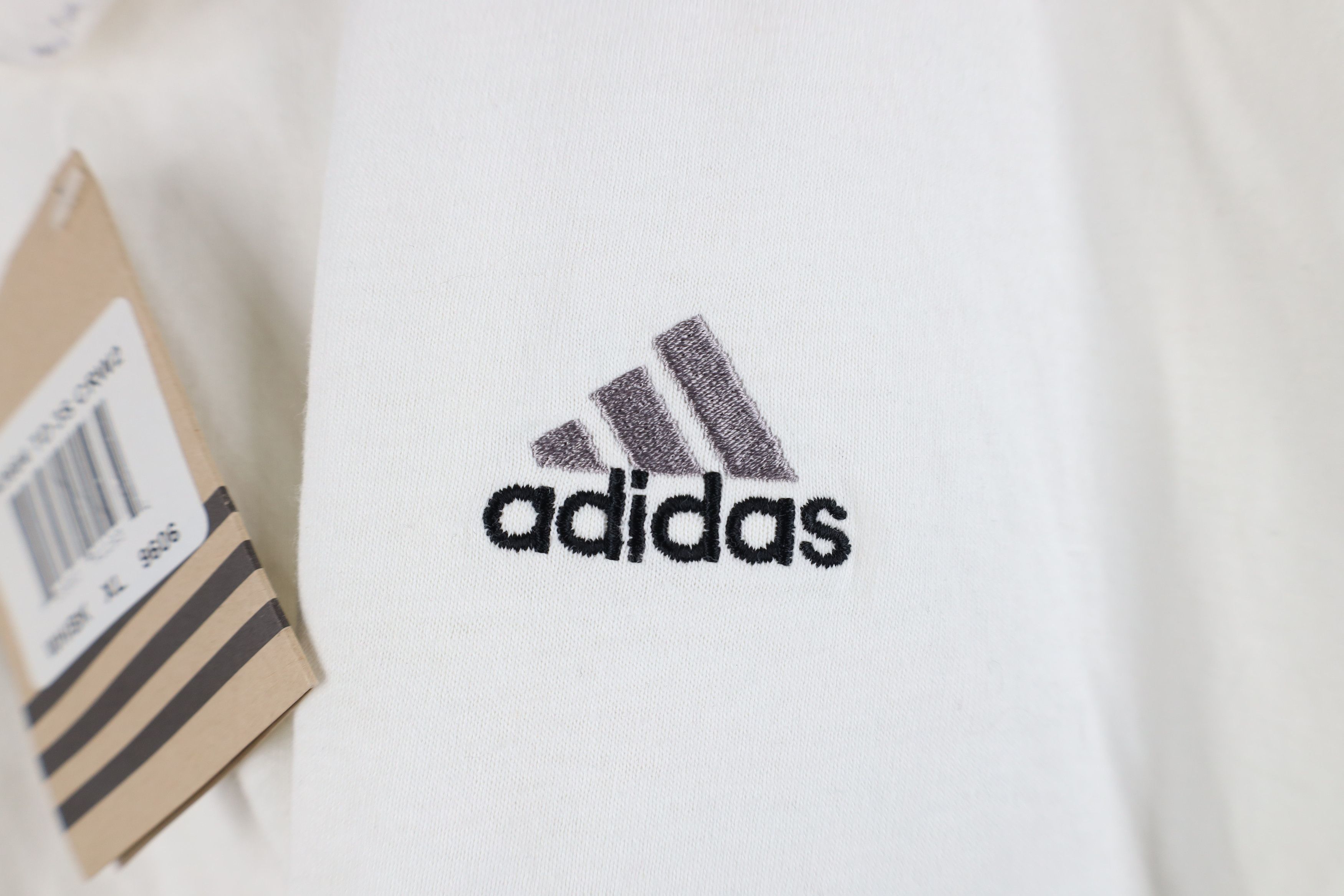 Adidas Deadstock Vintage 90s Adidas Long Sleeve T-Shirt White Size US XL / EU 56 / 4 - 4 Thumbnail