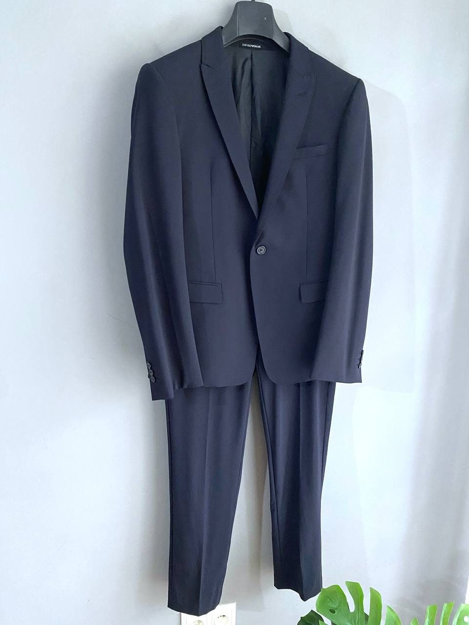 Emporio Armani Emporio Armani Navy Virgin Wool Slim Fit Men's Suit Size 48 Size 48S - 2 Thumbnail