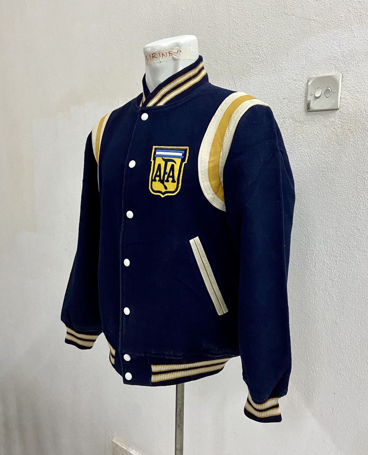 Vintage VINTAGE ARGENTINA FA VARSITY JACKET Size US L / EU 52-54 / 3 - 5 Thumbnail