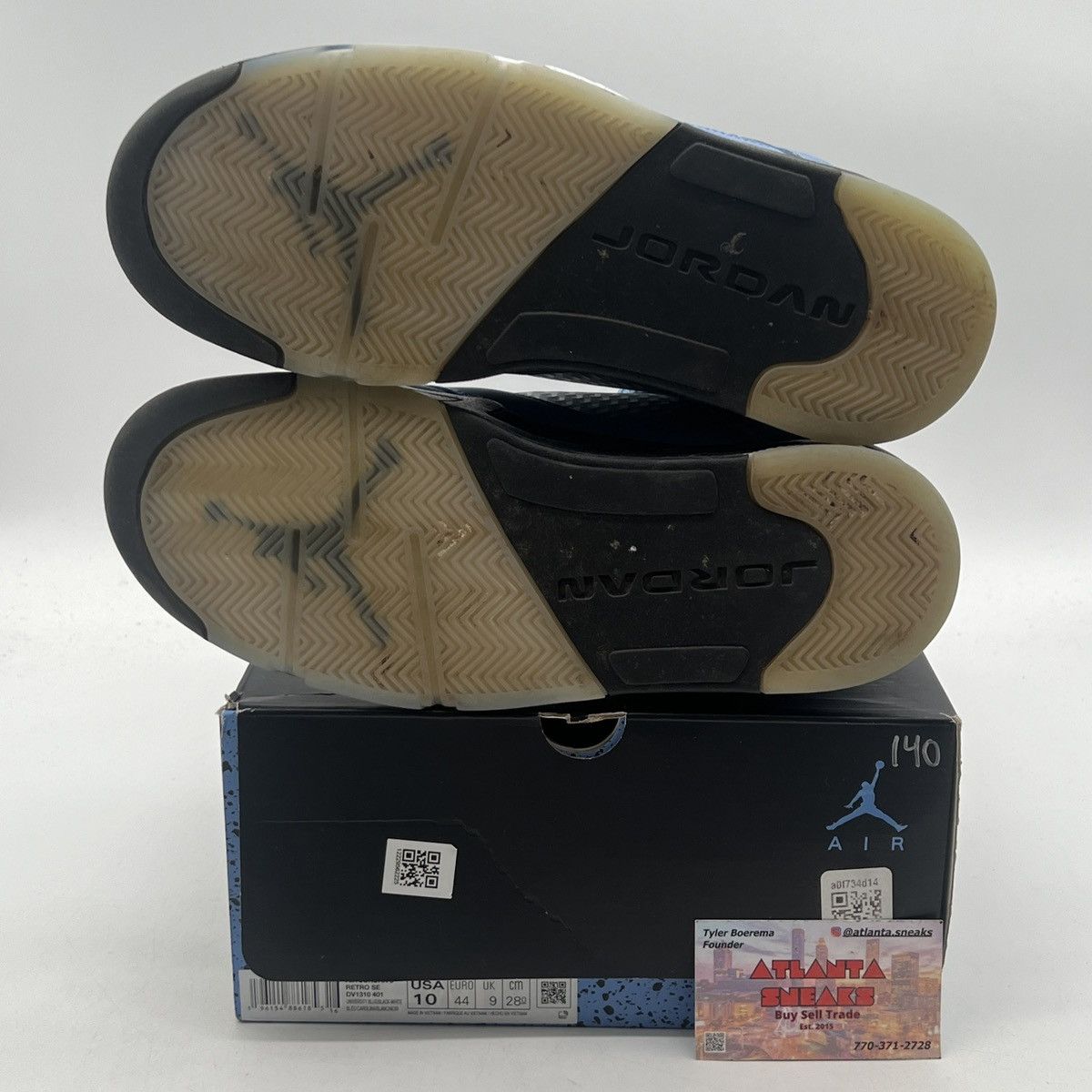 Jordan Brand Air Jordan 5 UNC Size US 10 / EU 43 - 7 Thumbnail
