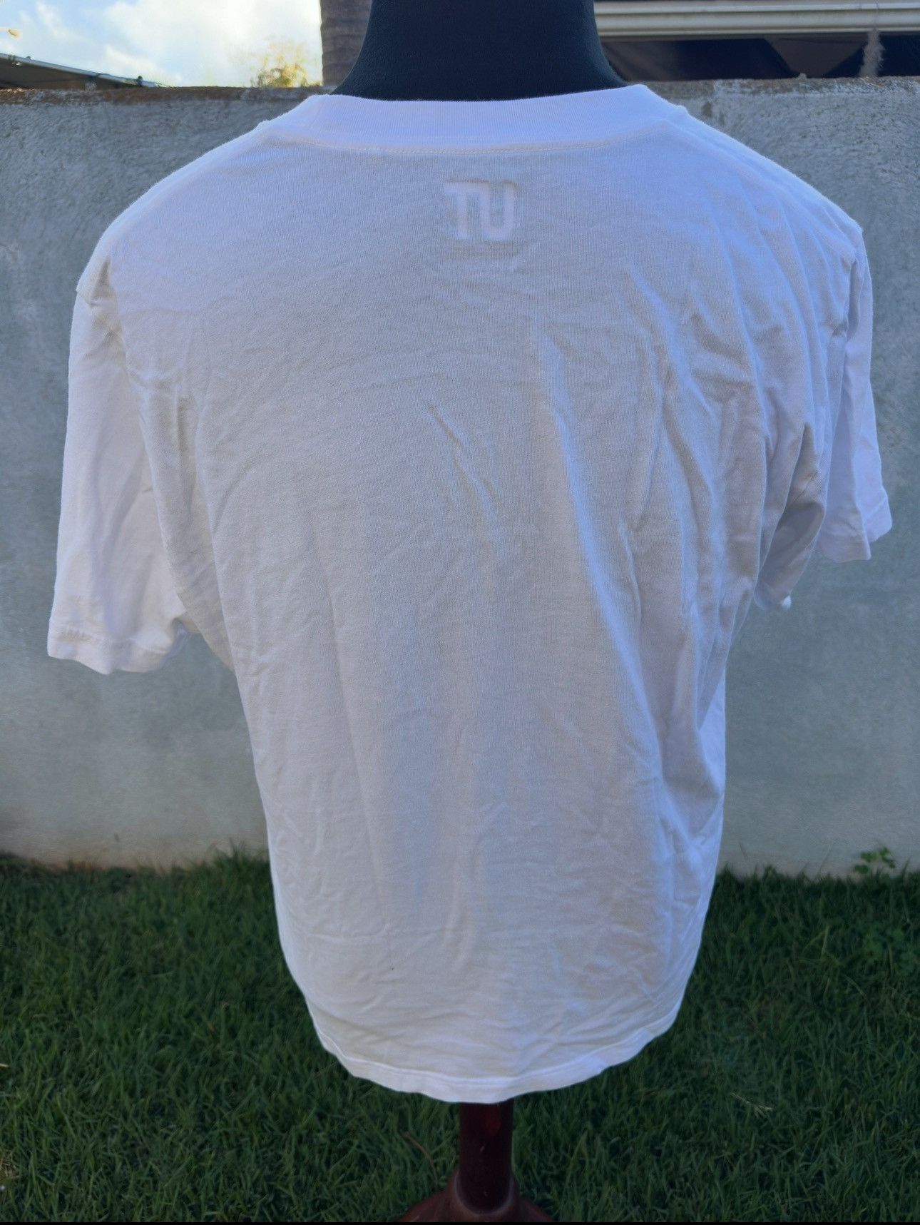 Uniqlo Uniqlo T-Shirt White Meadow Gold Hawaii Print Men's Large Size US L / EU 52-54 / 3 - 2 Thumbnail