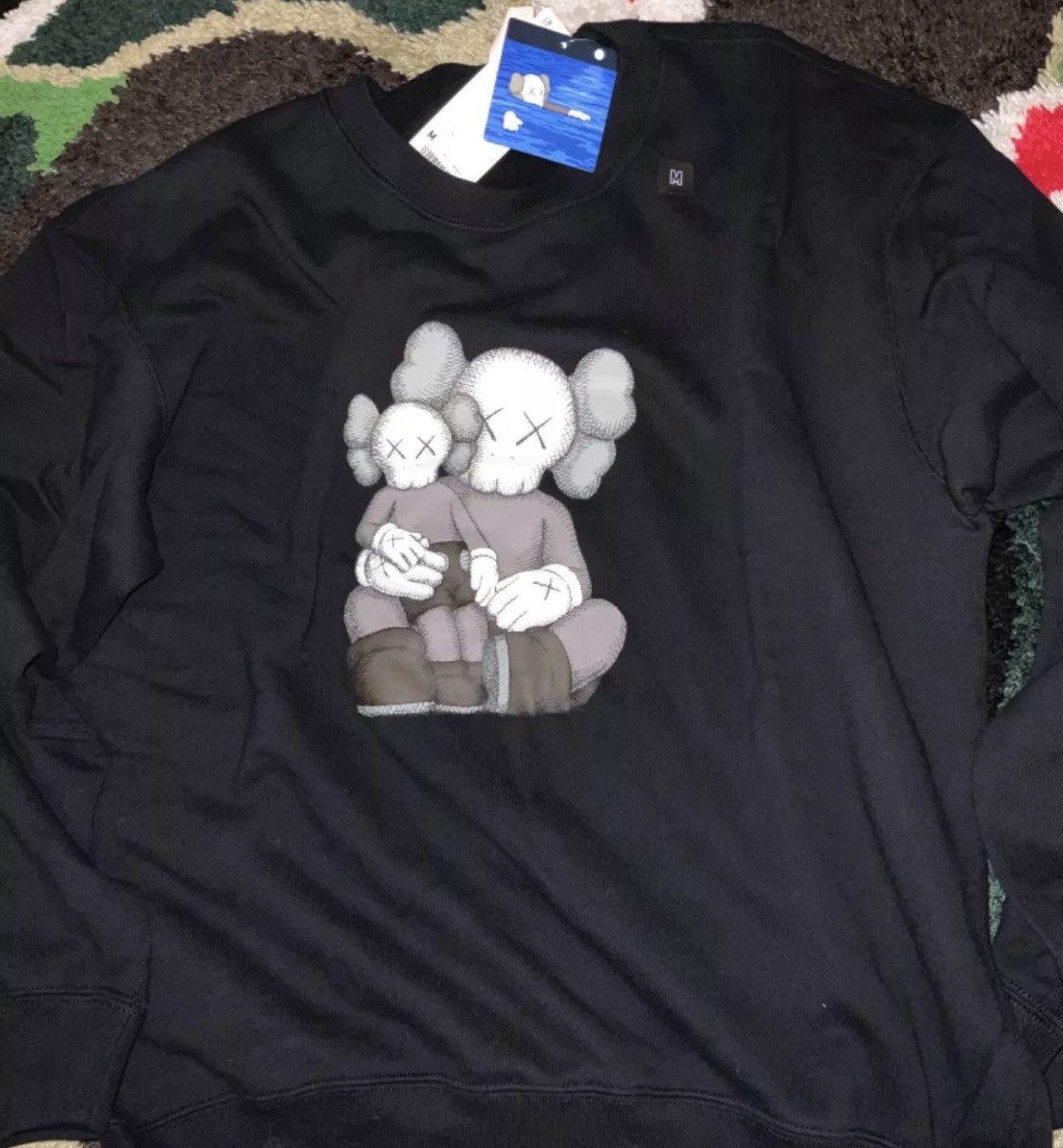 Kaws × Uniqlo Uniqlo x KAWS Long-Sleeve Sweatshir Asian Size M Size US M / EU 48-50 / 2 - 3 Thumbnail