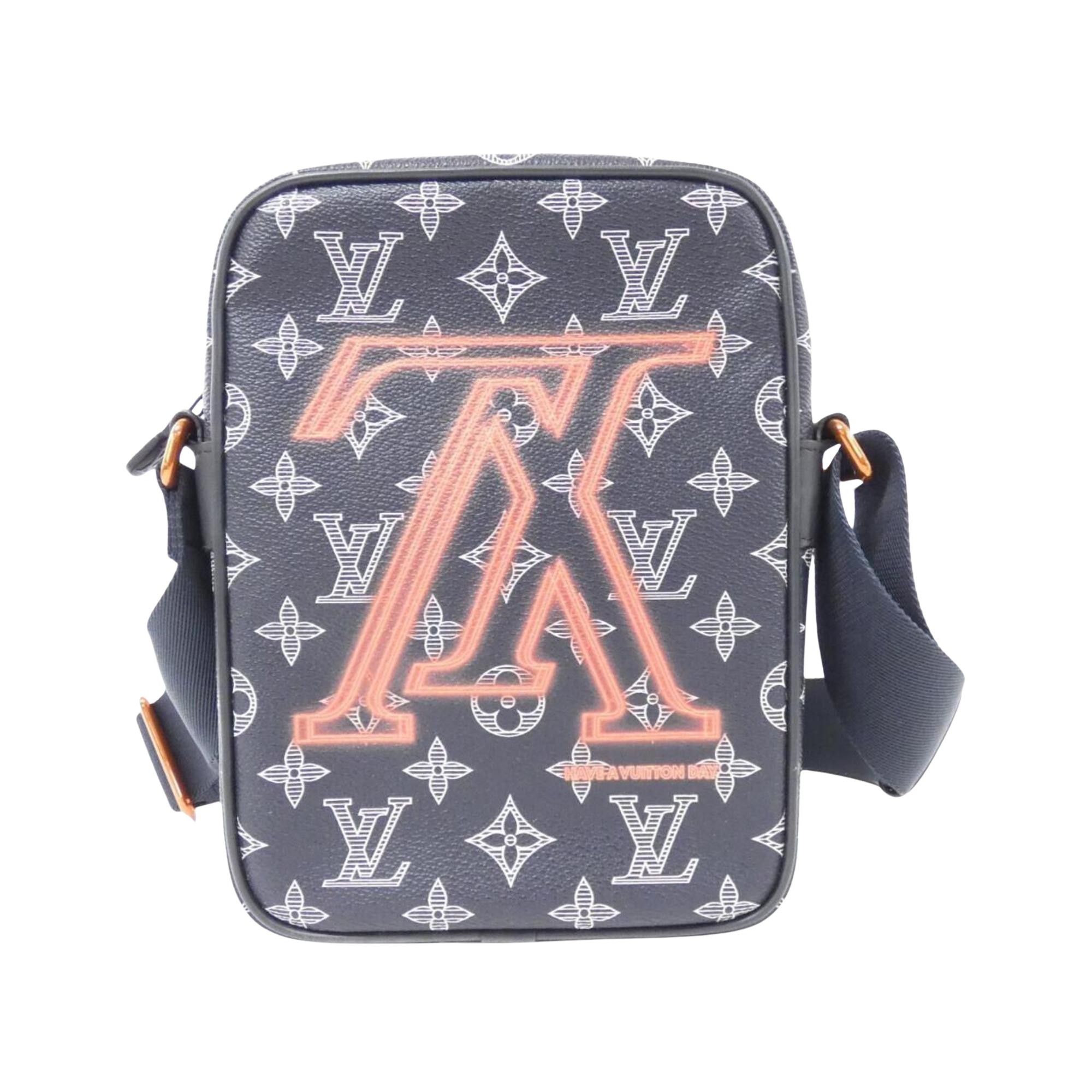 Louis Vuitton Louis Vuitton Danube shoulder Size ONE SIZE - 1 Thumbnail