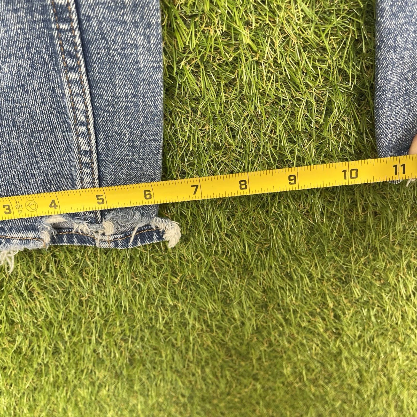 Abercrombie & Fitch Abercrombie & Fitch Jeans Womens 26 Regular 90s Straight Ultra High Rise Mom Belted Blue Denim Size 26" / US 2 / IT 38 - 7 Thumbnail