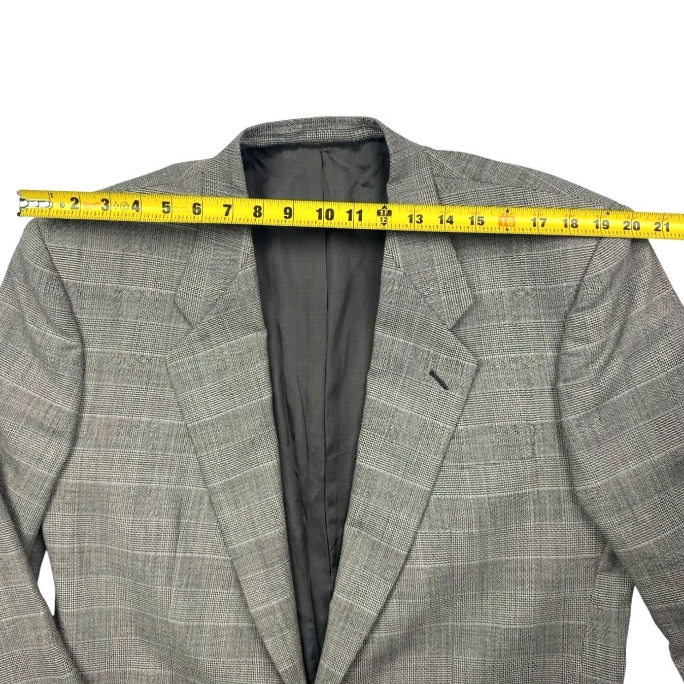 Lubiam Lubiam Men’s Wool 1-Button Blazer Jacket Gray Italy 42 R Blazer Wool Notch 2 Button Sleeves Regular Plaid Mens Size 42R - 6 Thumbnail