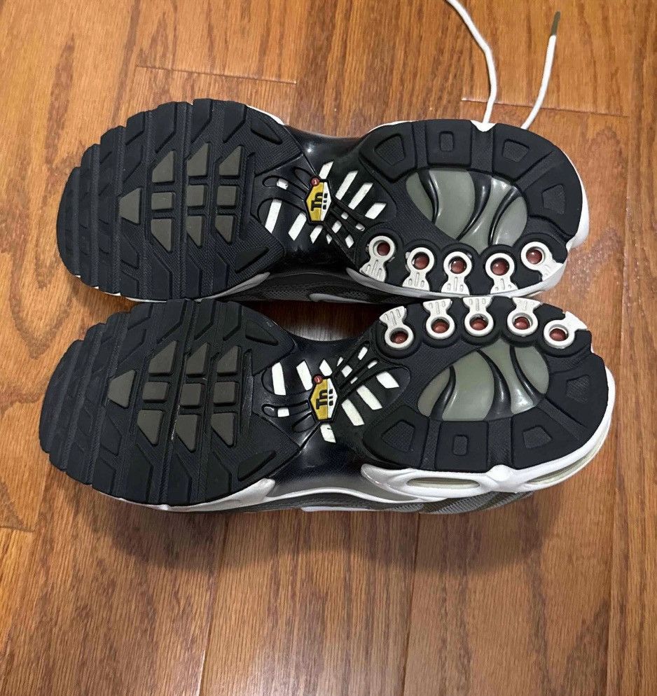 Nike Nike Air Max Size US 10 / EU 43 - 5 Thumbnail