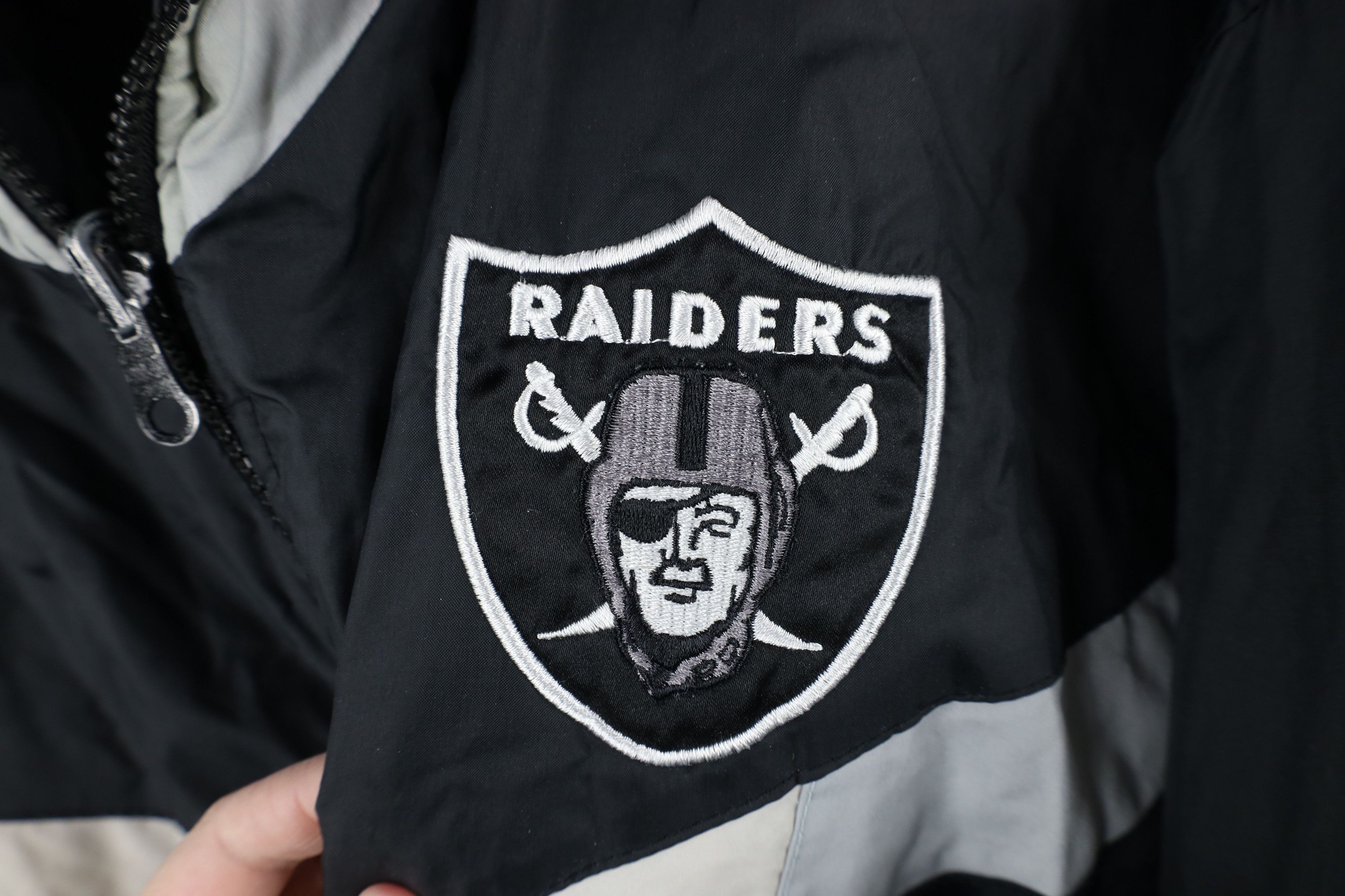 Vintage Vintage 90s LA Los Angeles Raiders Football Jacket Black NWA Size US XXL / EU 58 / 5 - 4 Thumbnail