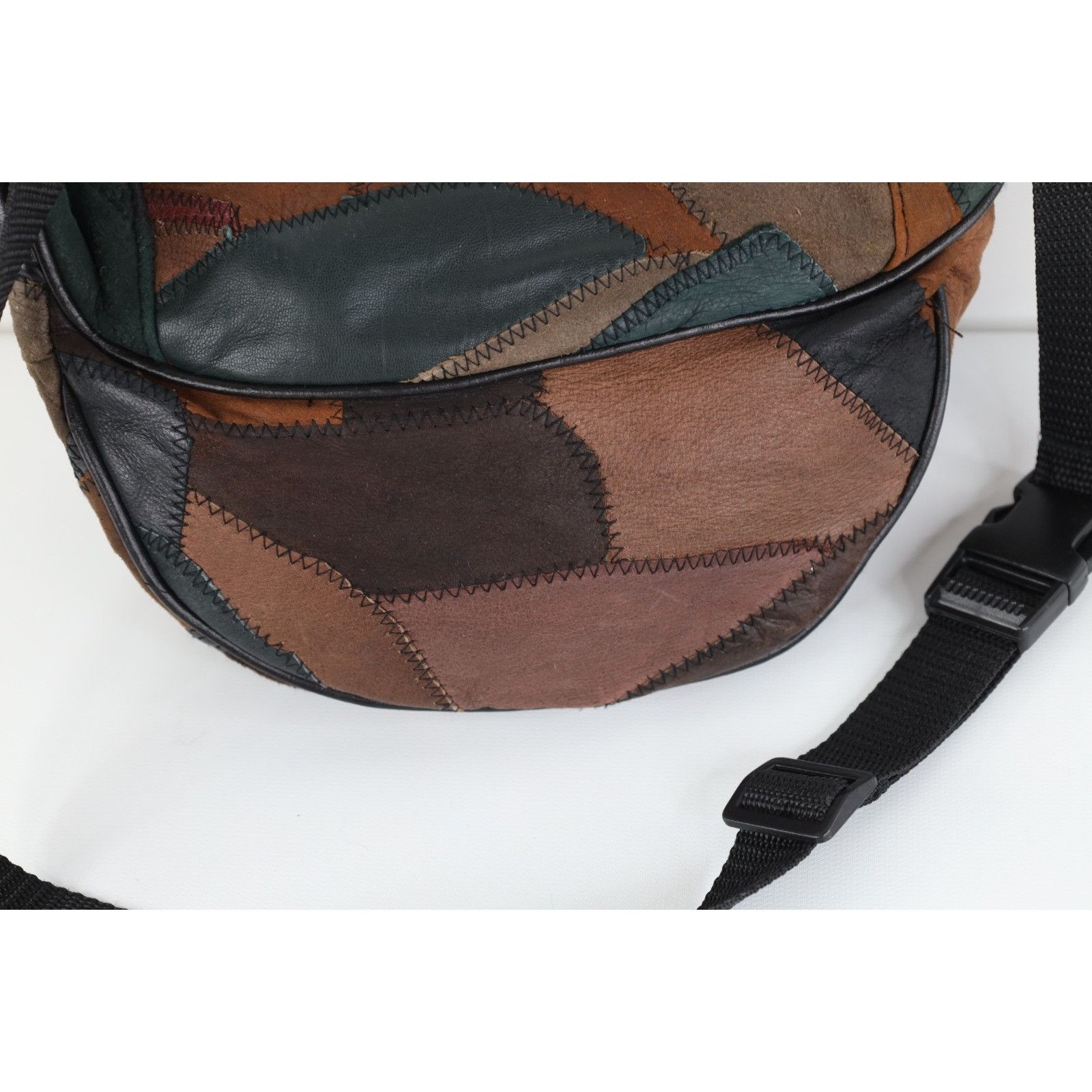Vintage Vintage 90s Streetwear Distressed Suede Leather Fanny Pack Size ONE SIZE - 7 Thumbnail